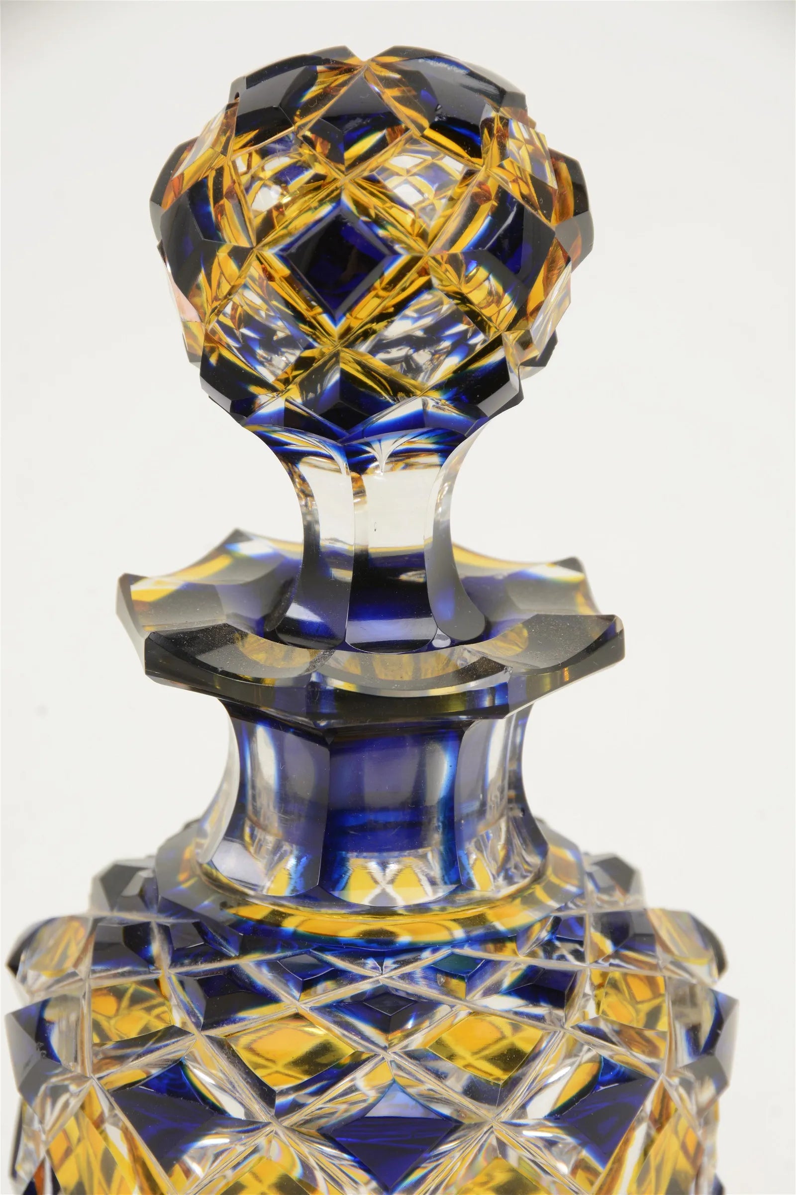 DA4-012: Superb quality 19th Century Bohemian Cut Lead Crystal Bottle W/ Stopper