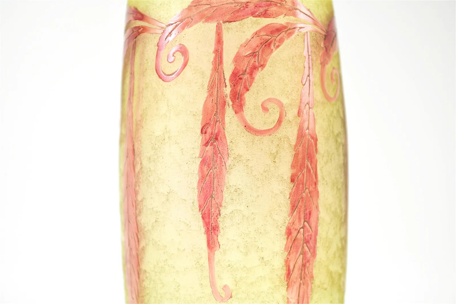 DA4-013: EARLY 20TH CENTURY FRENCH LEGRAS CASED & ETCHED GLASS VASE-  SIGNED