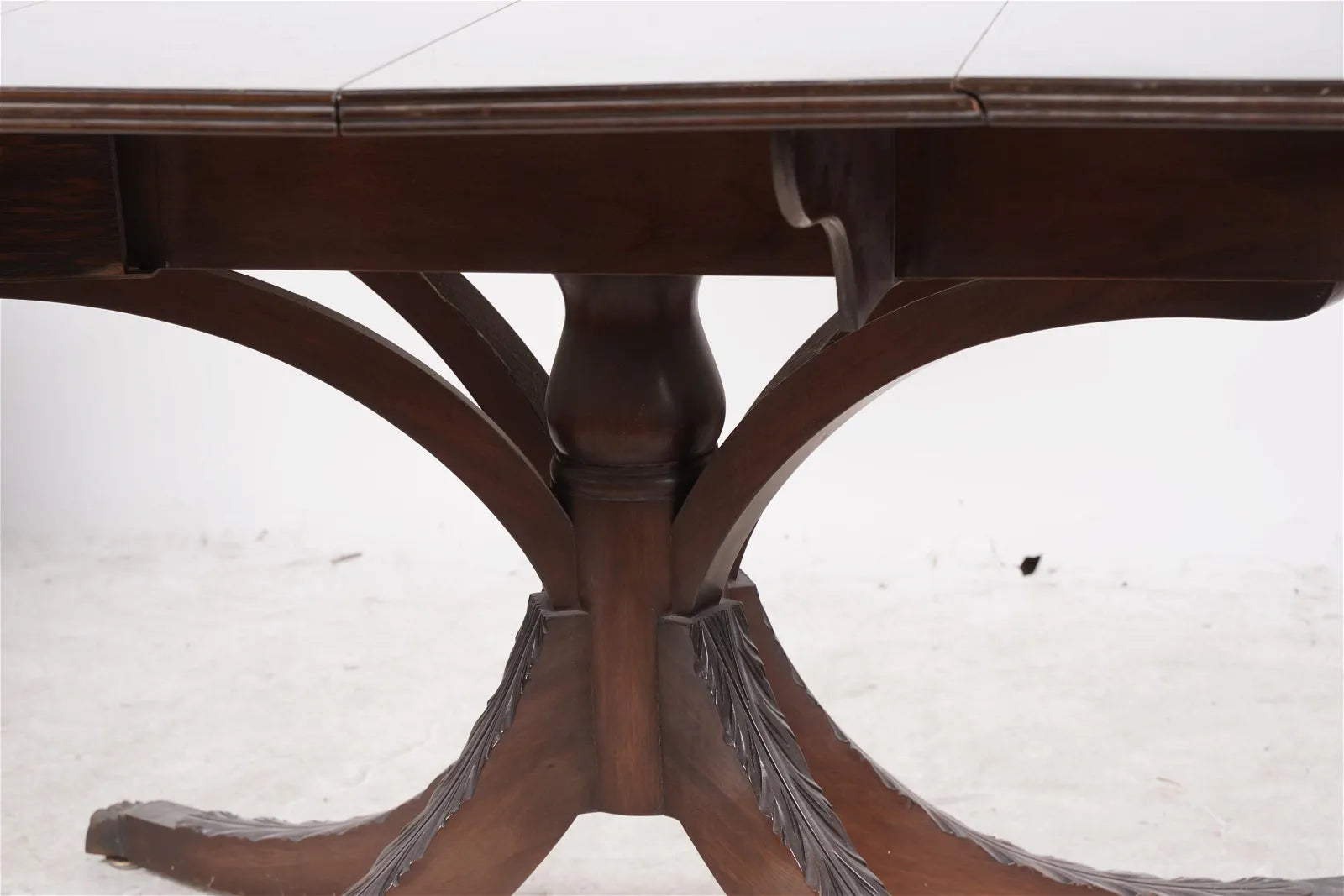 AF1-155: Antique Early 20th C English Regency Style Mahogany Drop Leaf Dining Table w/ Leaves