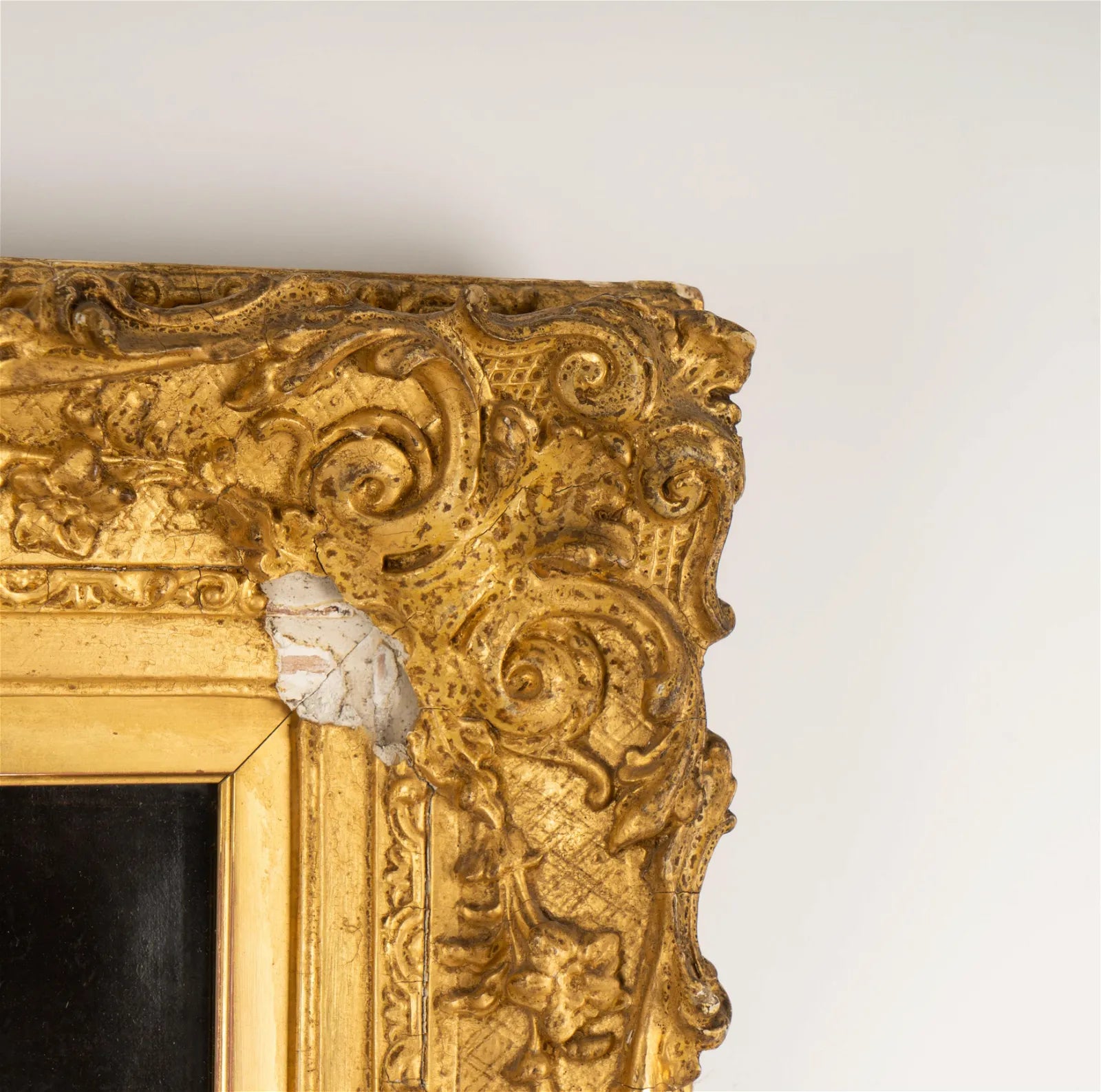 AW537: American Federal Portrait of a Gentleman Oil on Canvas Circa 1810