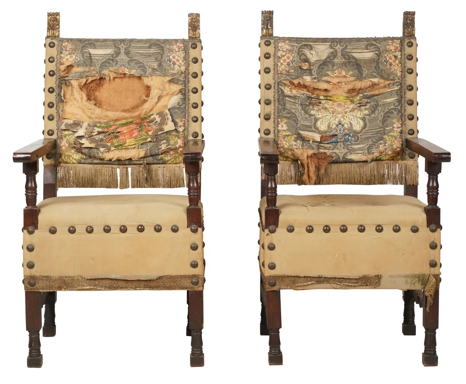AF2-032: ANTIQUE PAIR OF MID 18TH C WALNUT SPANISH BAROQUE  HALL / THRONE ARMCHAIRS