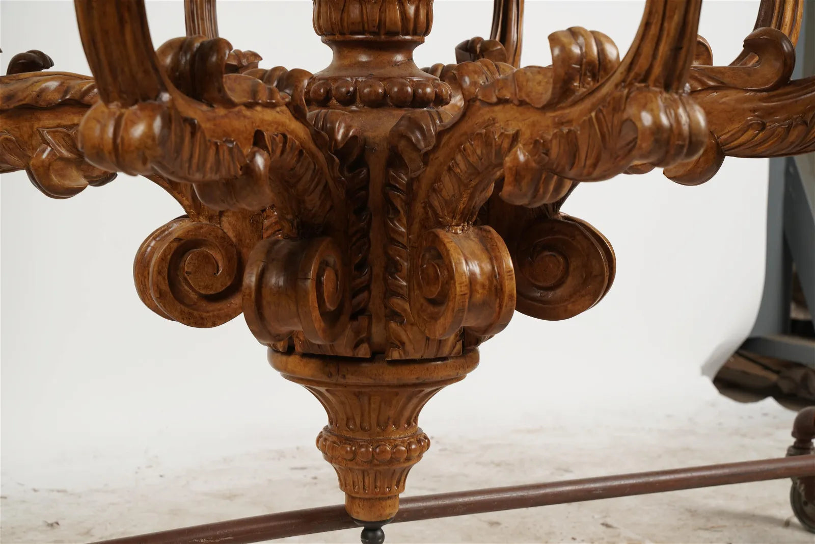AL1-066:  Late 20th C Carved Wood 12 Light French Provincial Style Chandelier From the Larry Flynt Estate