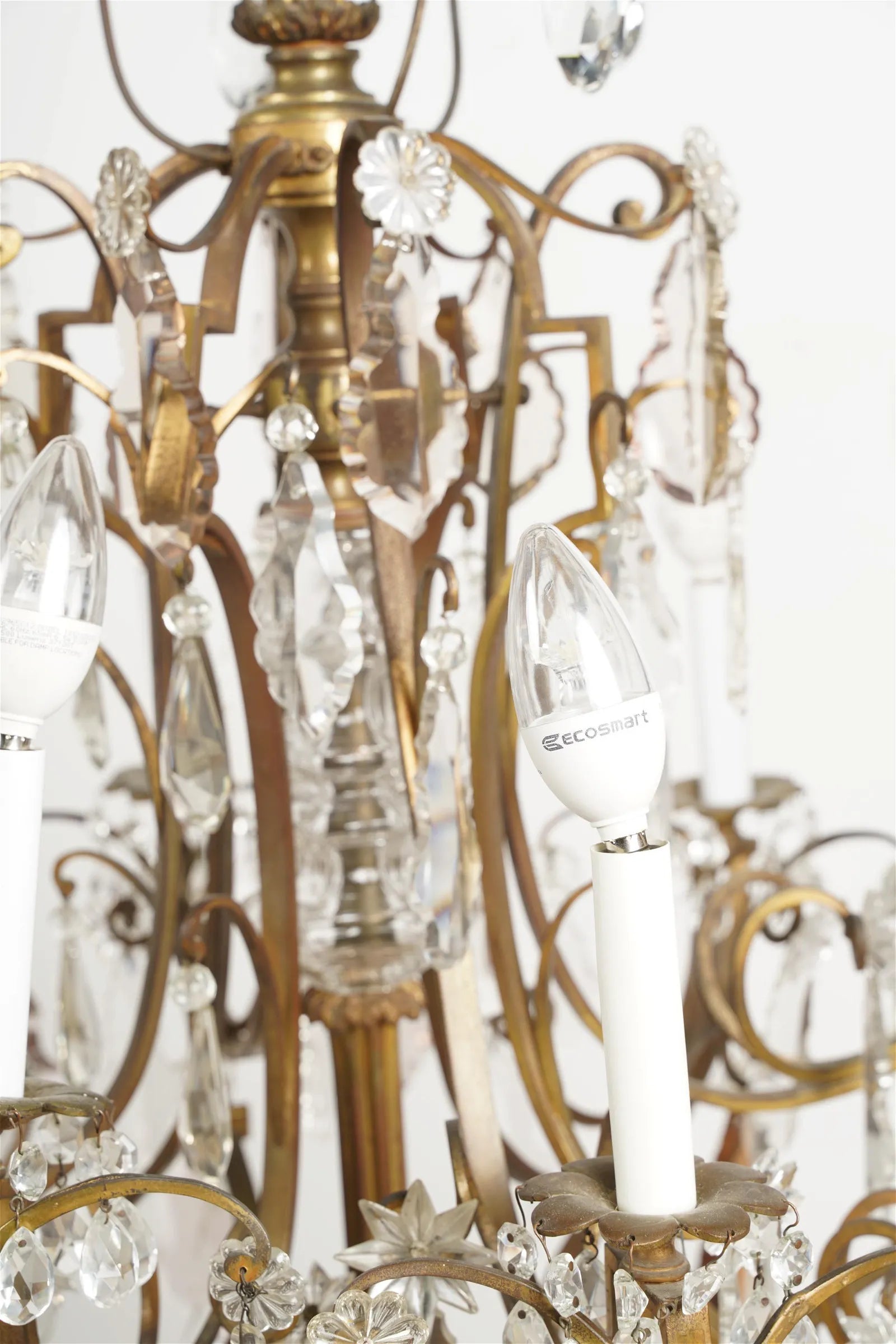 AL1-064: Antique 20th Century French Crystal & Gilt Brass Eight Light Chandelier