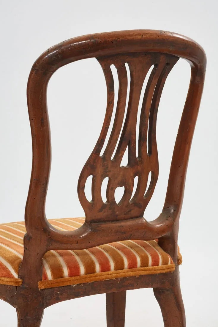 AF2-263: Antique Set of 6 18th C French Provincial Walnut Side Chairs