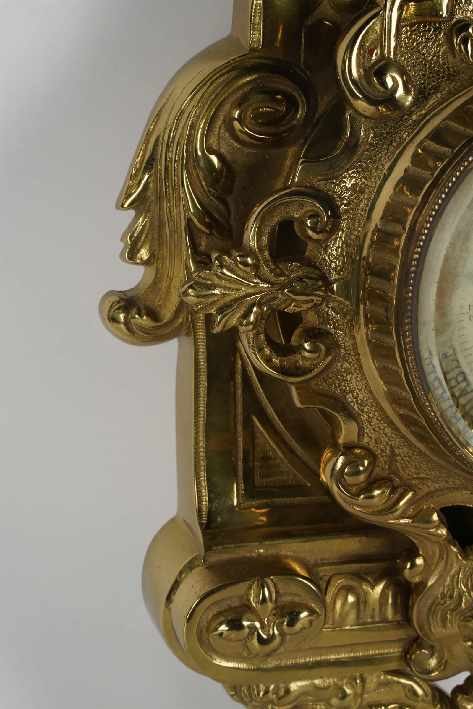 TK5-105: Early 19TH CENTURY FRENCH BRASS ANEROID WALL BAROMETER