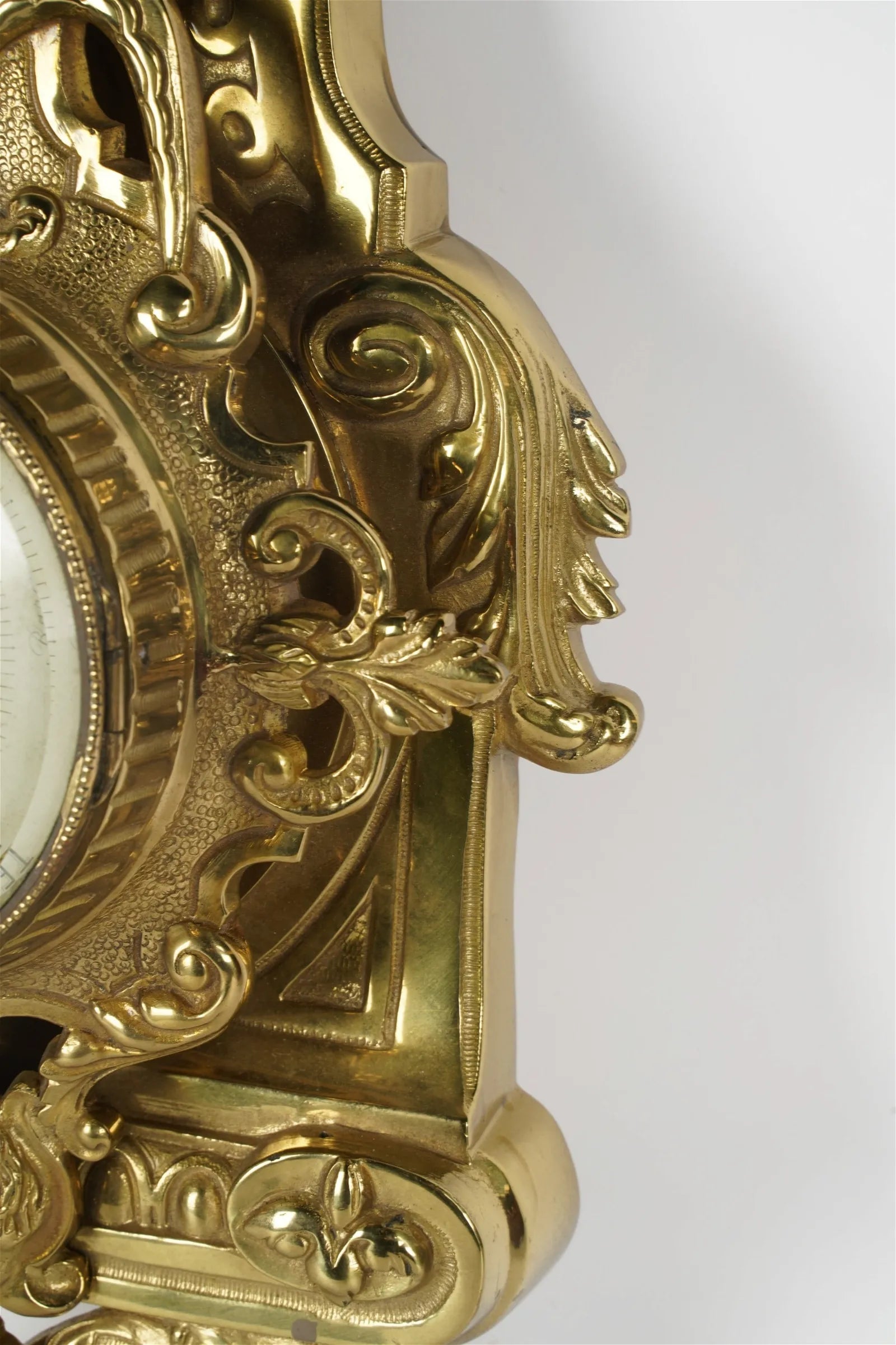 TK5-105: Early 19TH CENTURY FRENCH BRASS ANEROID WALL BAROMETER