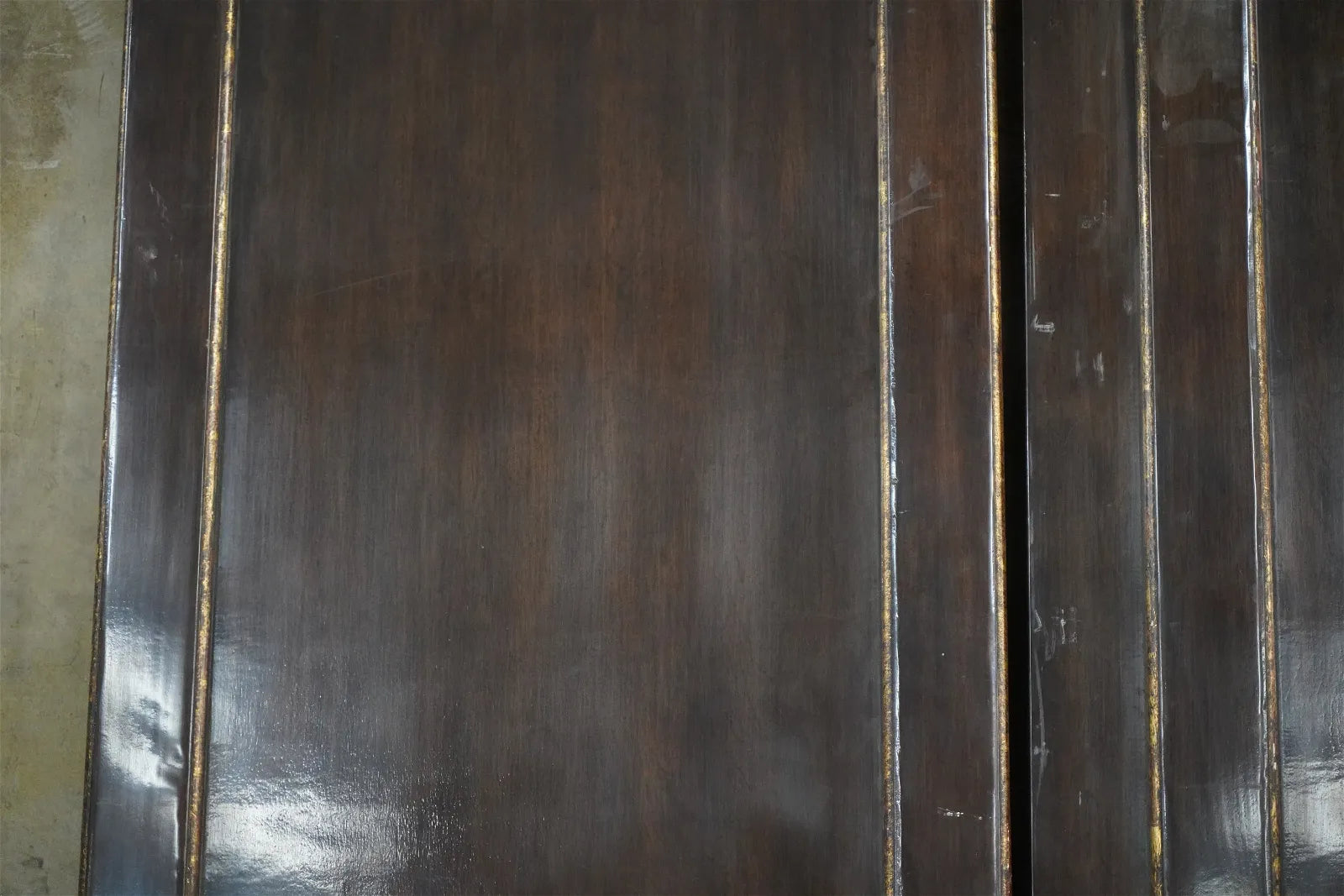 AF10-011: Late 20th Century Tall Continental 2 Panel Highly Polished Wood Screen / Room Divider