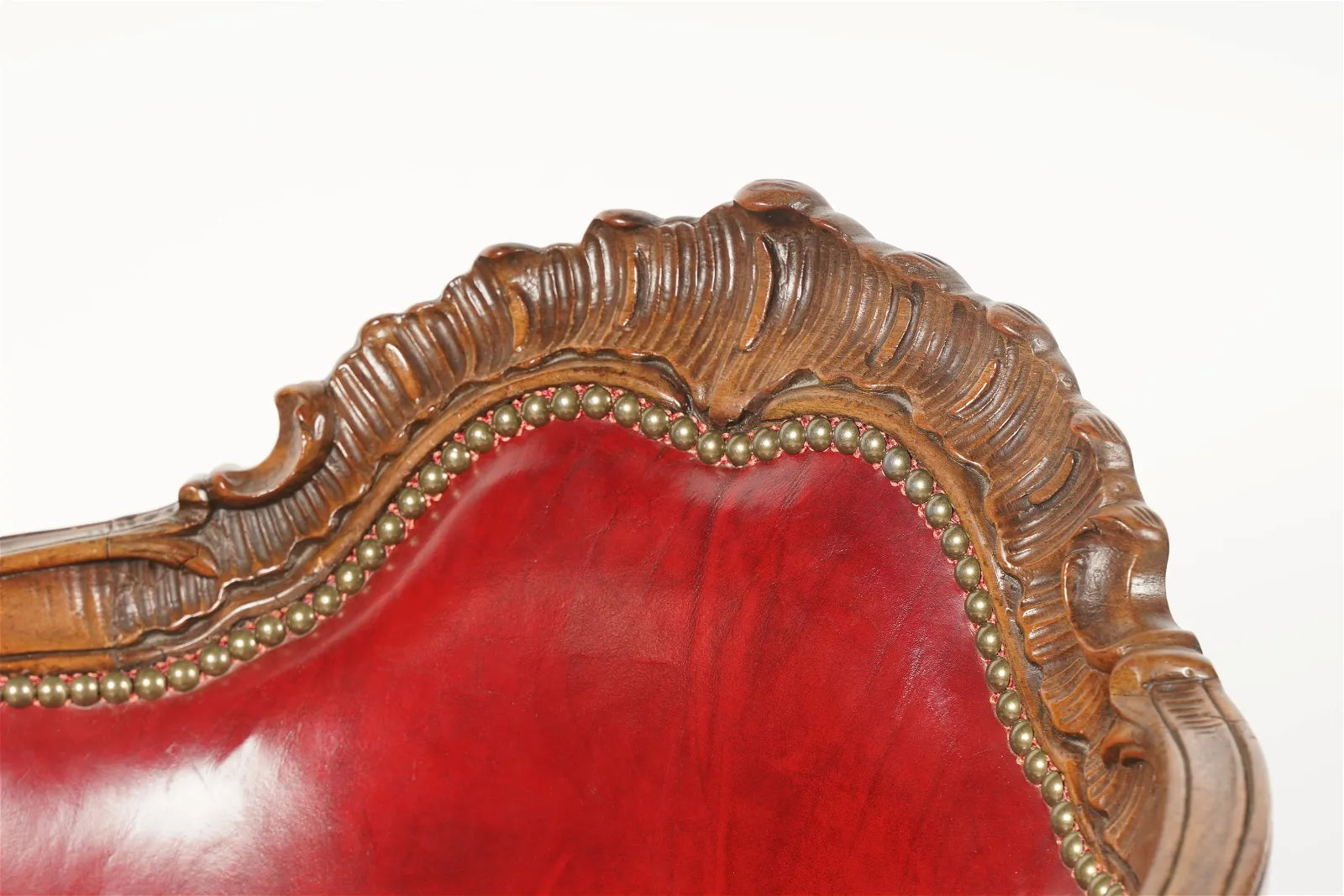 AF2-158: Antique Early 20th Century Rococo Style Carved Walnut Arm Chair W/ Red Leather Upholstery