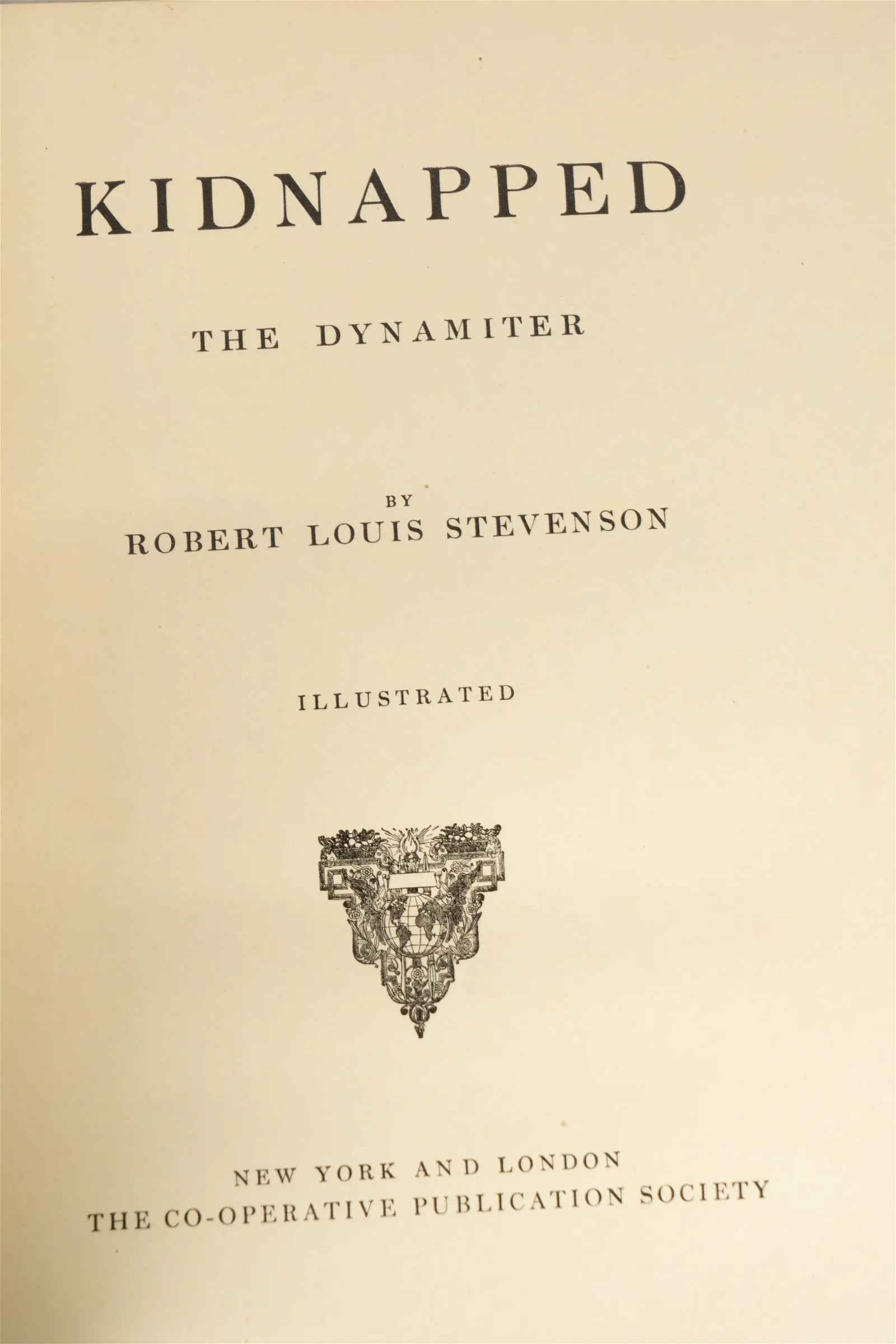 DA8-002: Late 19th C Leather Bound Works of Robert Louis Stevenson (8 Volumes)