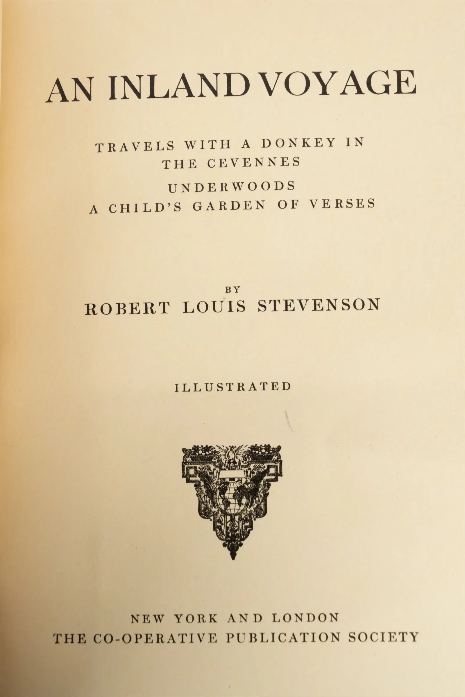 DA8-002: Late 19th C Leather Bound Works of Robert Louis Stevenson (8 Volumes)