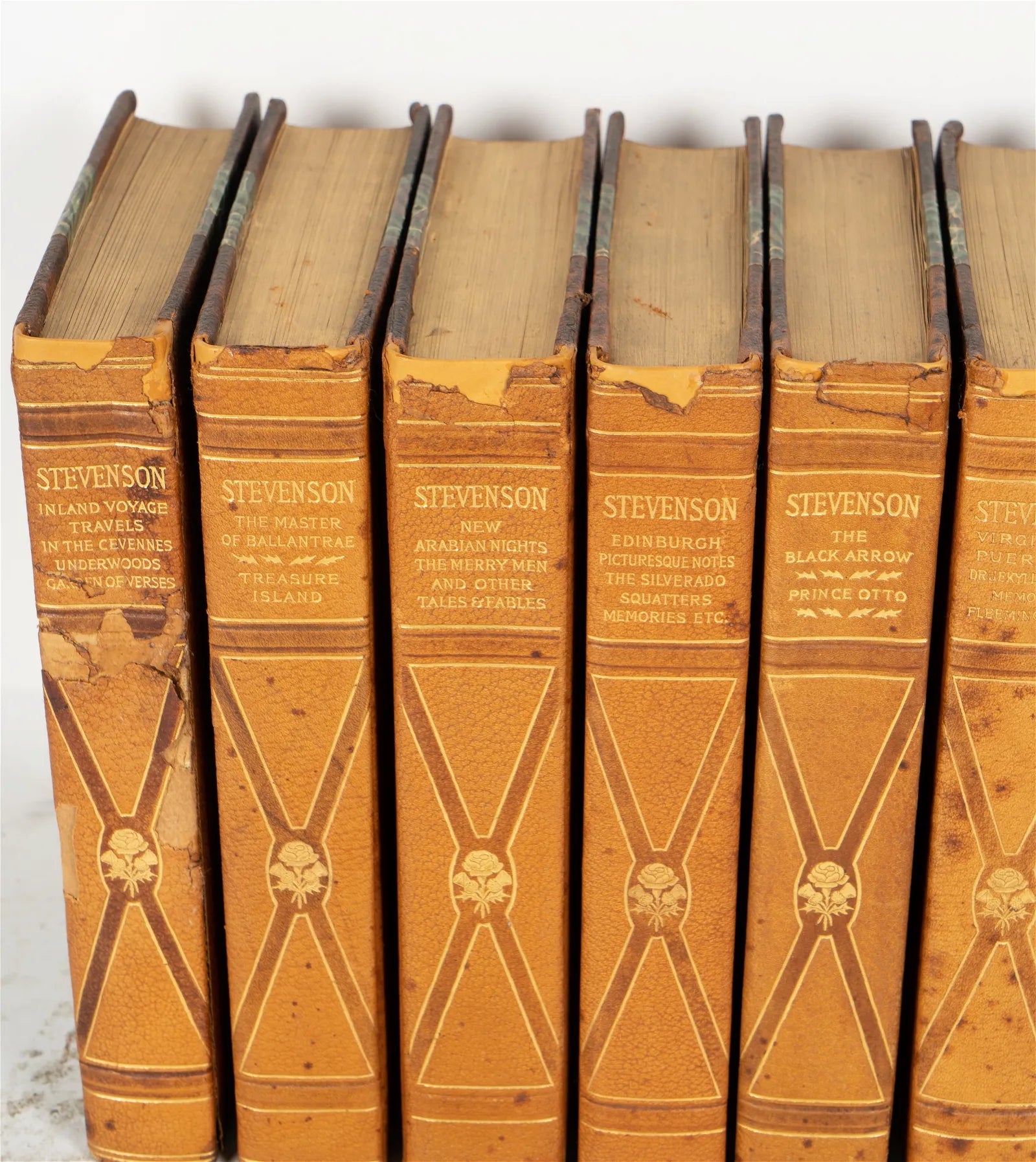 DA8-002: Late 19th C Leather Bound Works of Robert Louis Stevenson (8 Volumes)