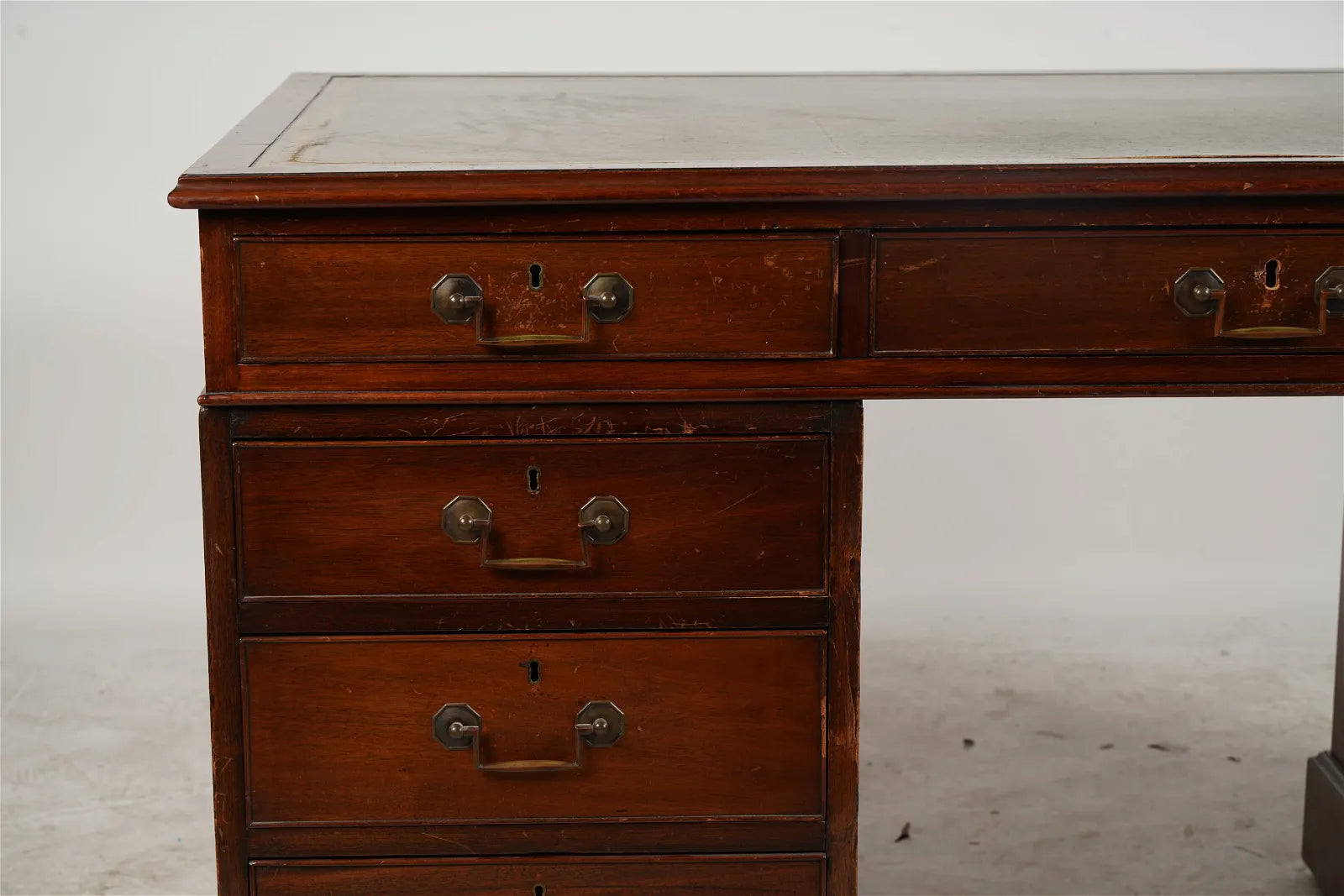 AF5-019: Restored Antique Mid 19th Century English Georgian Style  Mahogany Pedestal Desk W/ Leather Inset Top