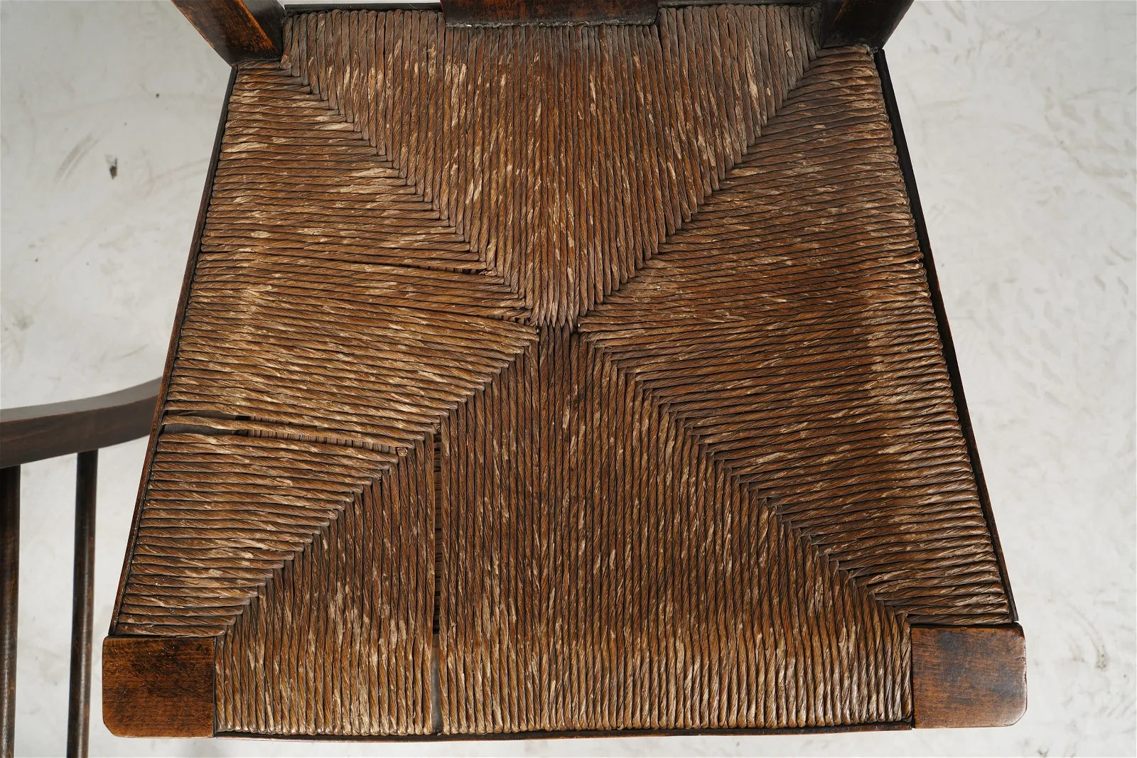 AF2-162: Antique Pair of Early 19th Century English Georgian Rush Seat Chairs