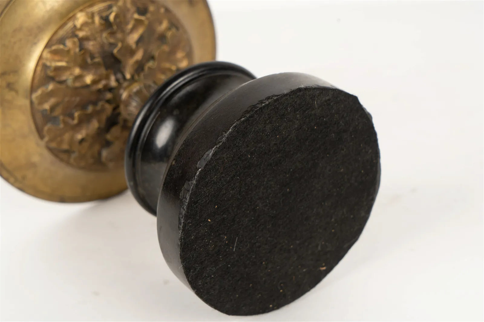 DA2-017: Mid 19th Century Bronze Tazza on Marble Base - Jules Moigniez (1835 - 1894)