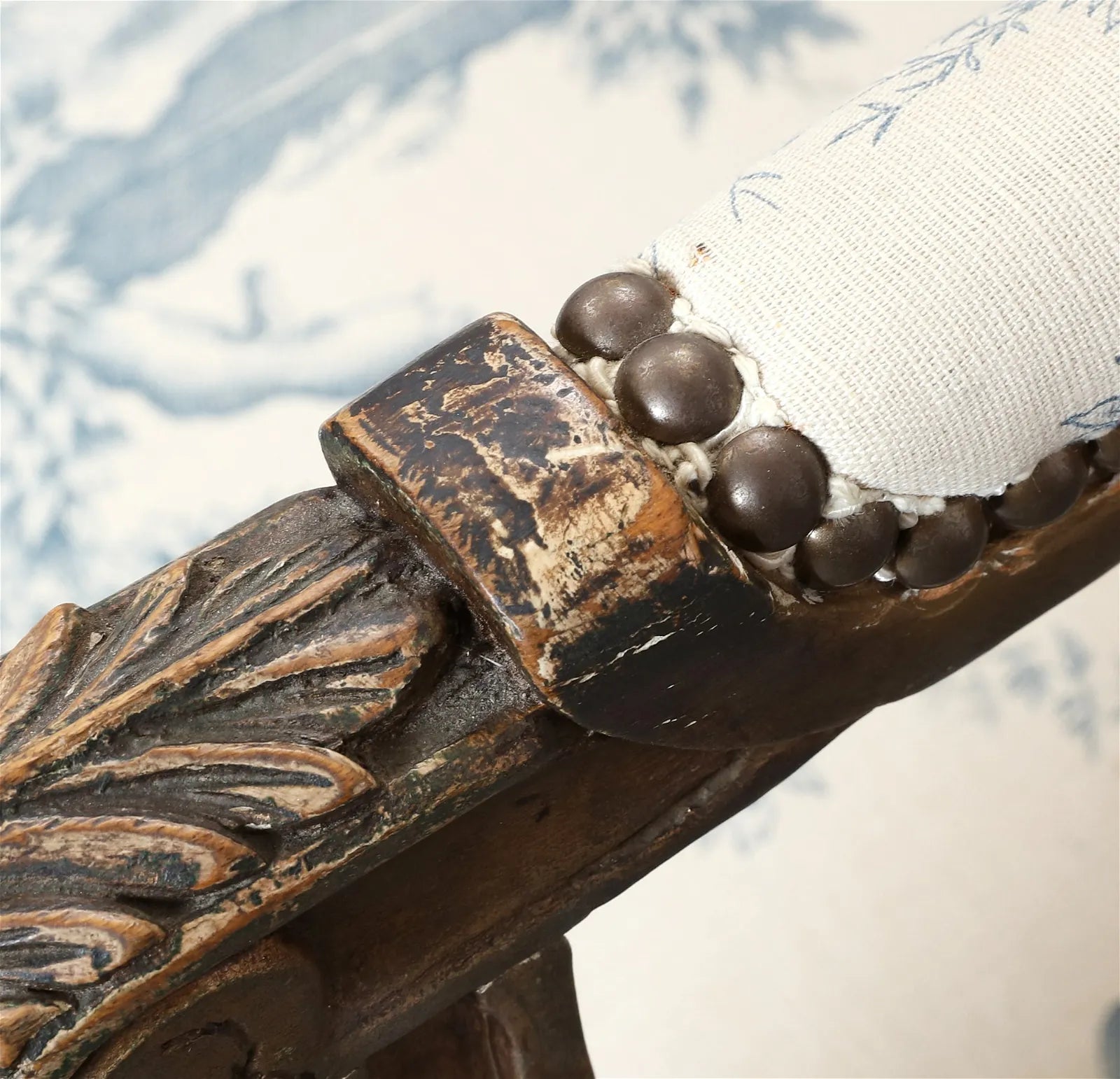 AF2-405: Antique Pair of Late 19th Century Louis XVI Style Giltwood Fauteuils