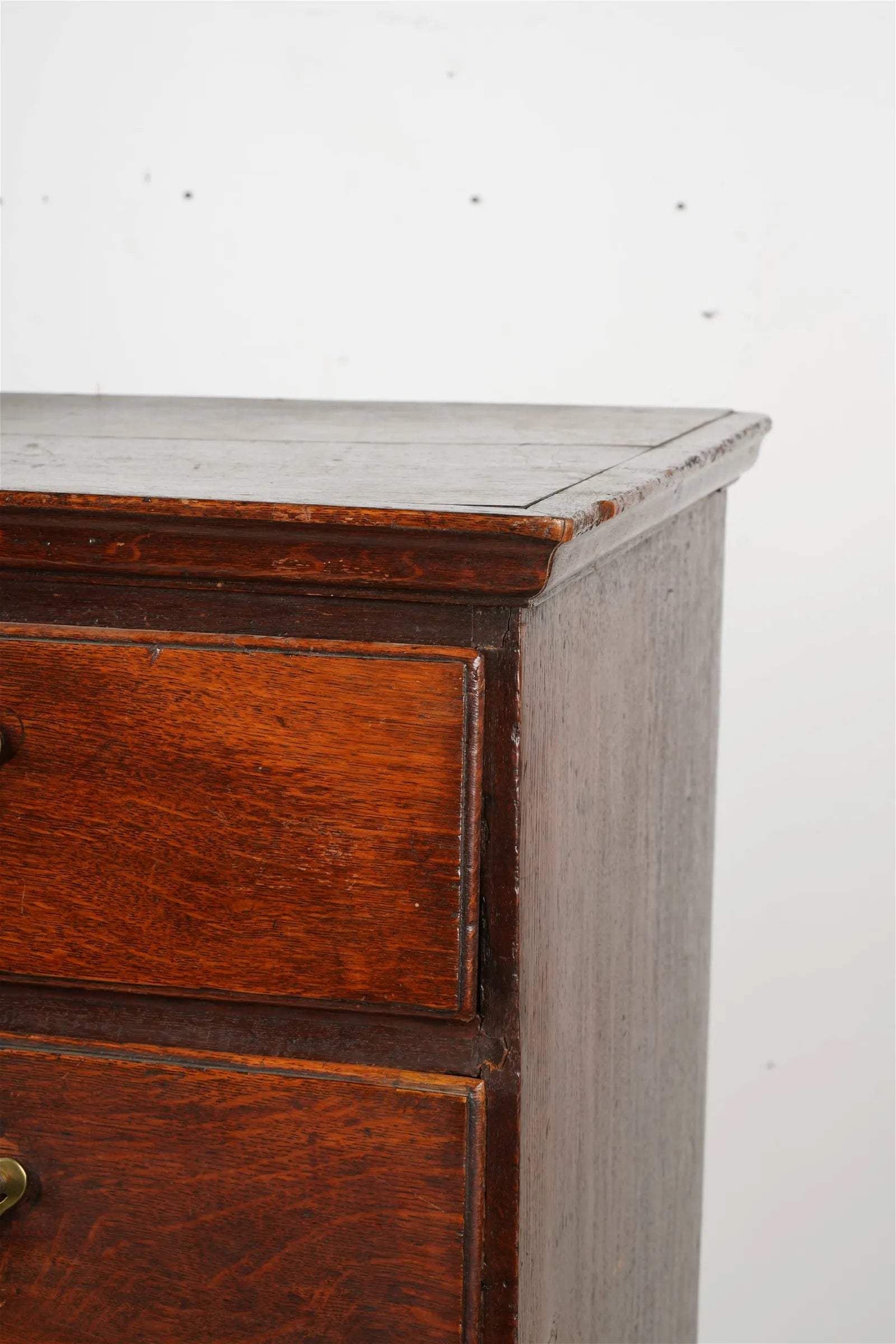 AF4-051: Antique English Queen Anne Quarter Sawn Oak Chest on Stand With Cabriole Legs Late 18th Century