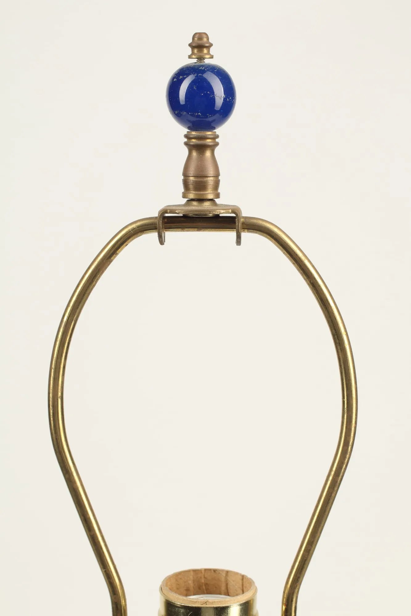 AL2-021: A Chinese Porcelain and Bronze Vase Mounted as a Lamp - Circa 1920