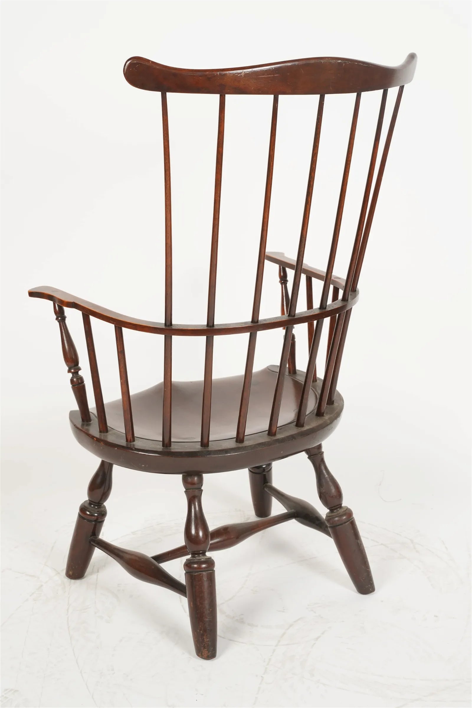 AF2-338: Vintage Late 20th Century Pine Comb Back Windsor Armchair By Century Furniture Company