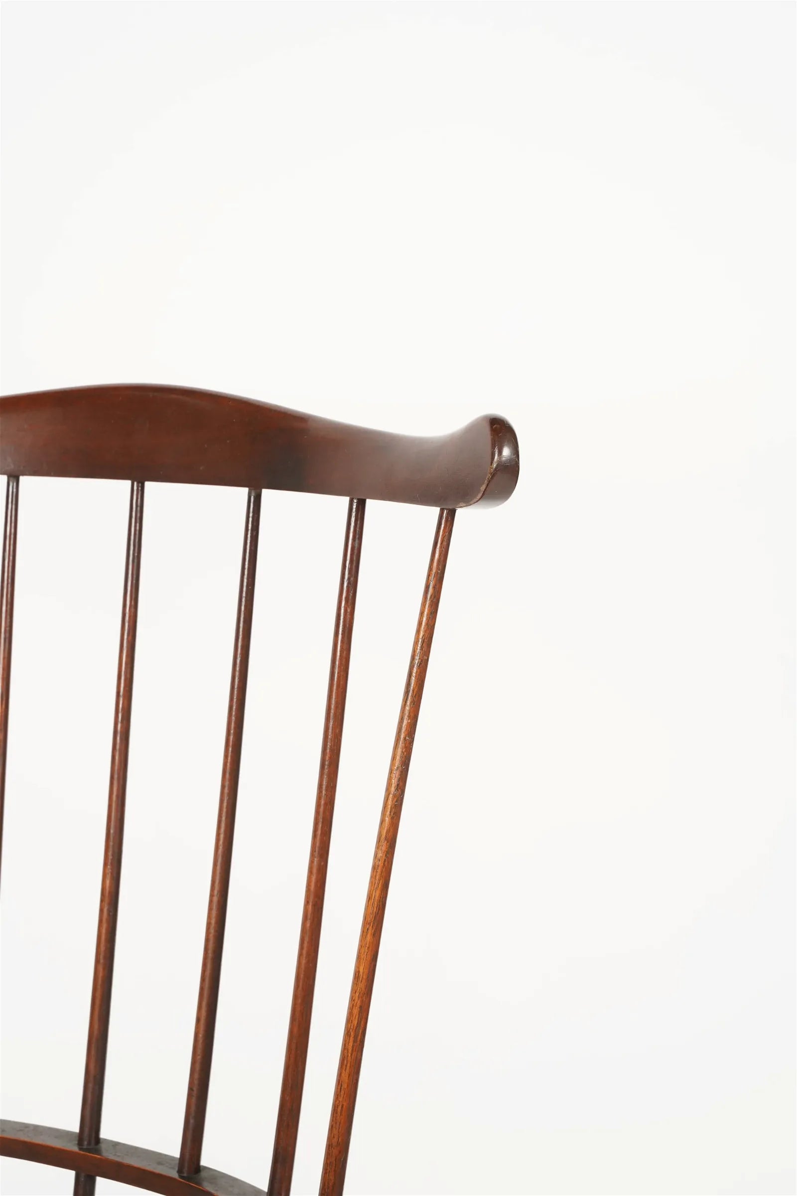 AF2-338: Vintage Late 20th Century Pine Comb Back Windsor Armchair By Century Furniture Company