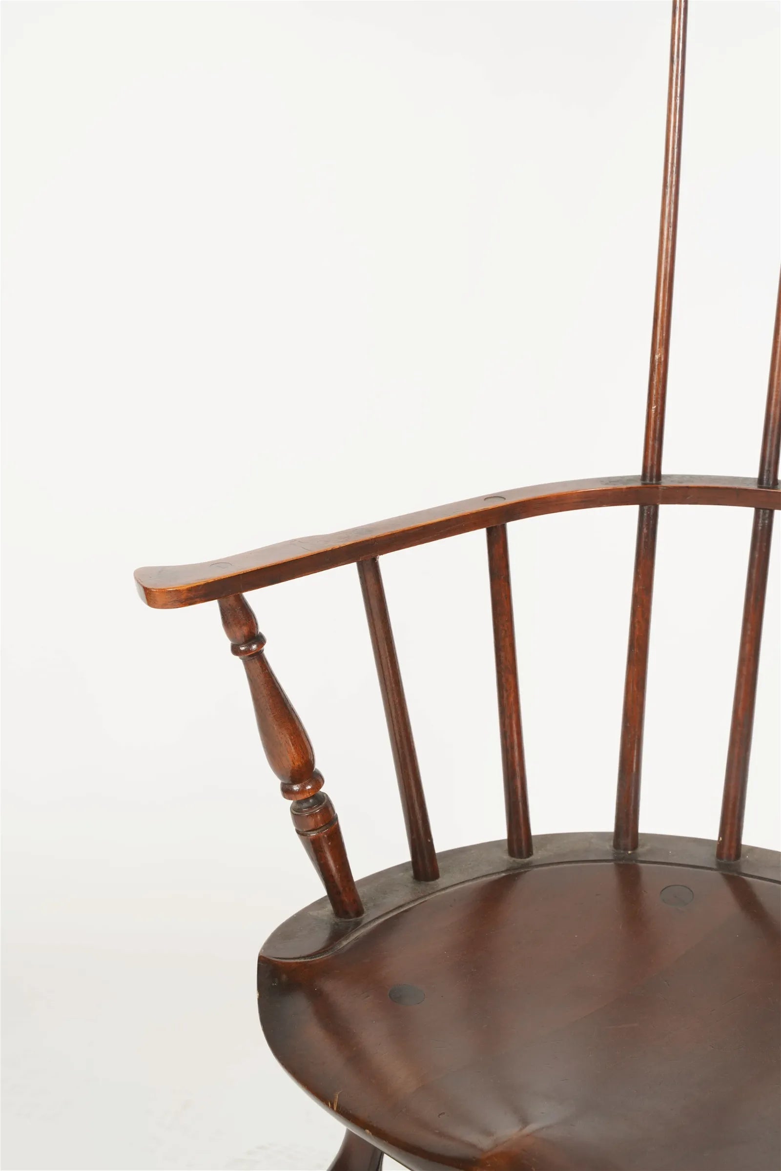 AF2-338: Vintage Late 20th Century Pine Comb Back Windsor Armchair By Century Furniture Company