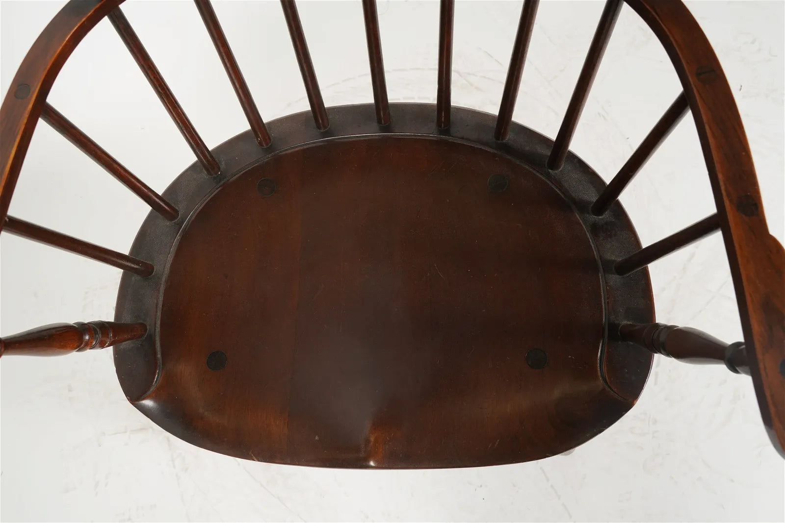 AF2-338: Vintage Late 20th Century Pine Comb Back Windsor Armchair By Century Furniture Company