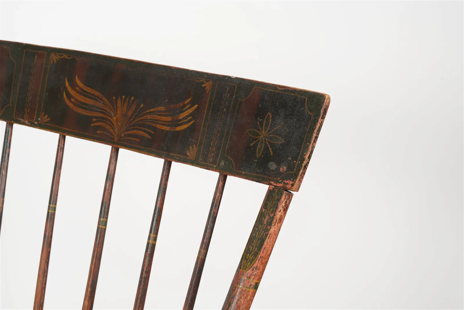 AF2-416: Antique Late 18th Century Paint Decorated American Rod Back Windsor Rocking Chair