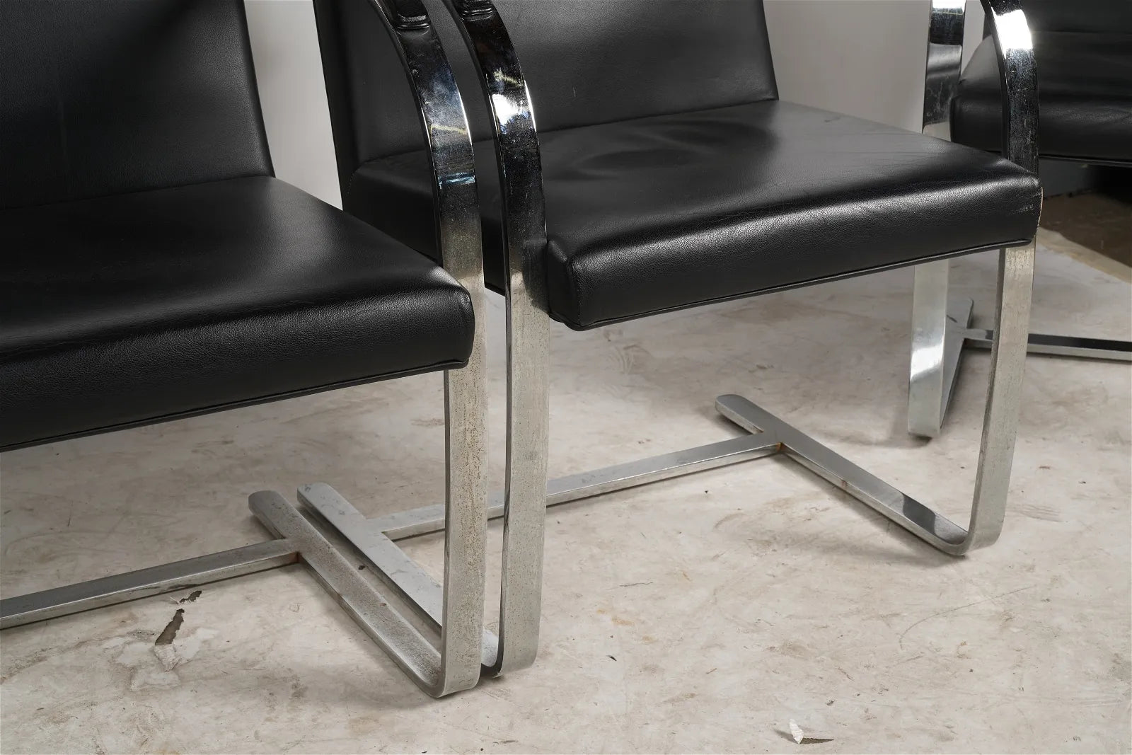 AF2-417: Vintage Set of 10 Modernist Mies Van Der Rohe Brno Style Flat Bar Chairs