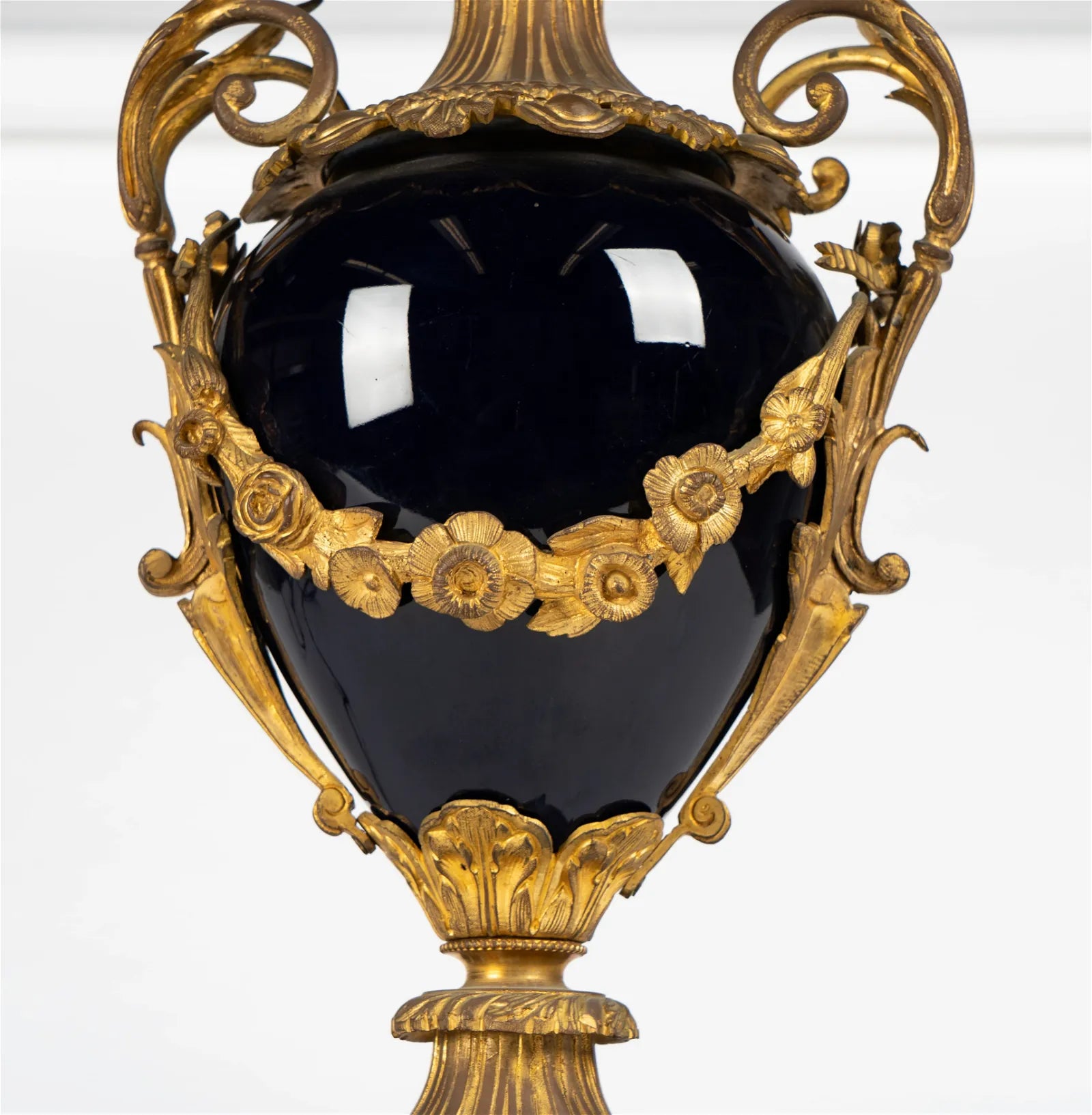 AL2-018: Antique Circa 1920 French Gilt Bronze Mounted Cobalt Blue Porcelain Urn Form Table Lamp