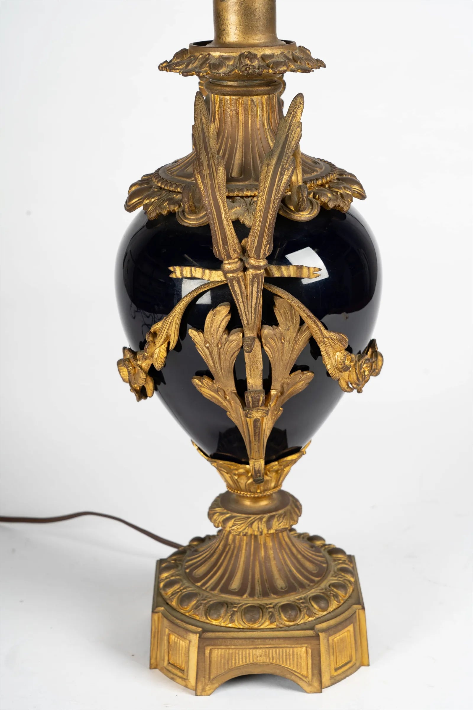 AL2-018: Antique Circa 1920 French Gilt Bronze Mounted Cobalt Blue Porcelain Urn Form Table Lamp