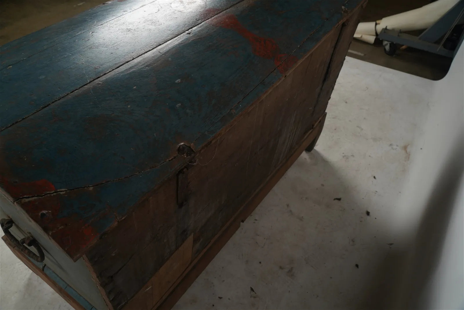 AF4-202: Antique Early 18th C American Colonial Pine Blanket Chest with Original Blue Painted Finish