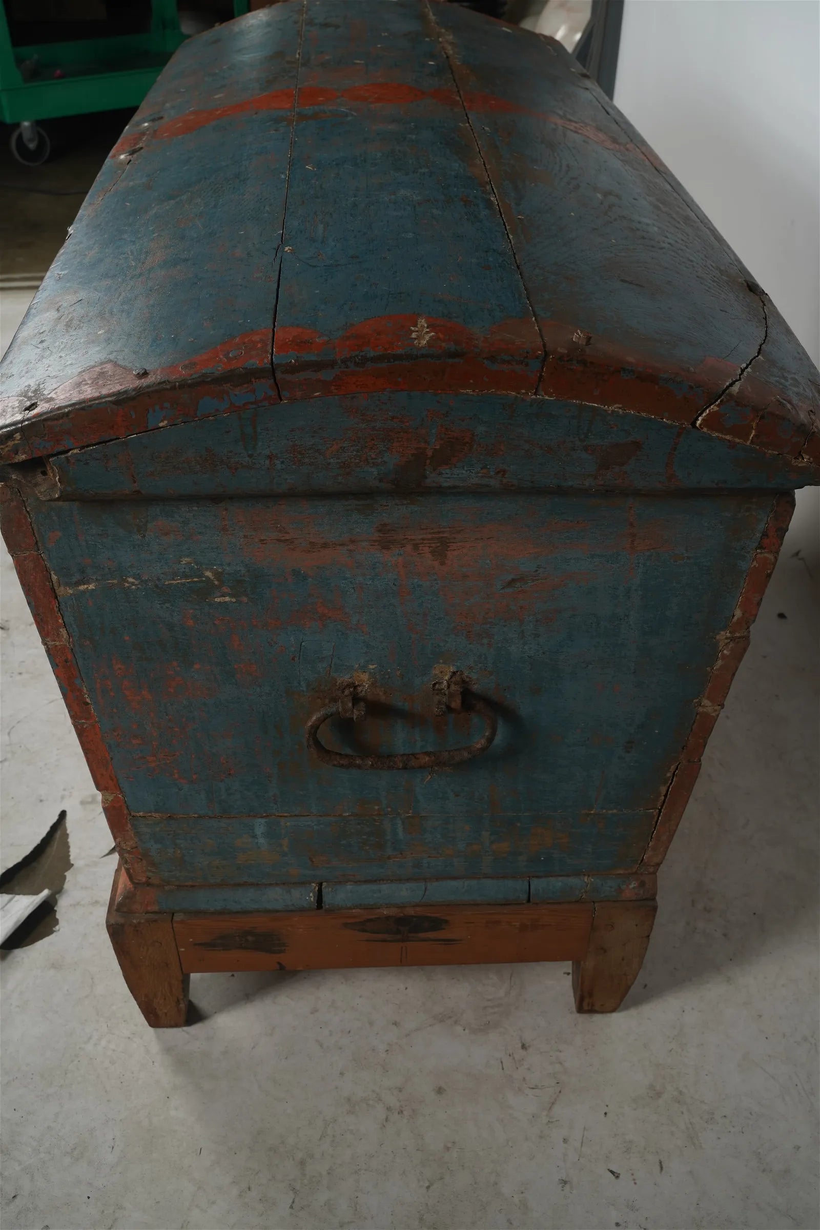 AF4-202: Antique Early 18th C American Colonial Pine Blanket Chest with Original Blue Painted Finish