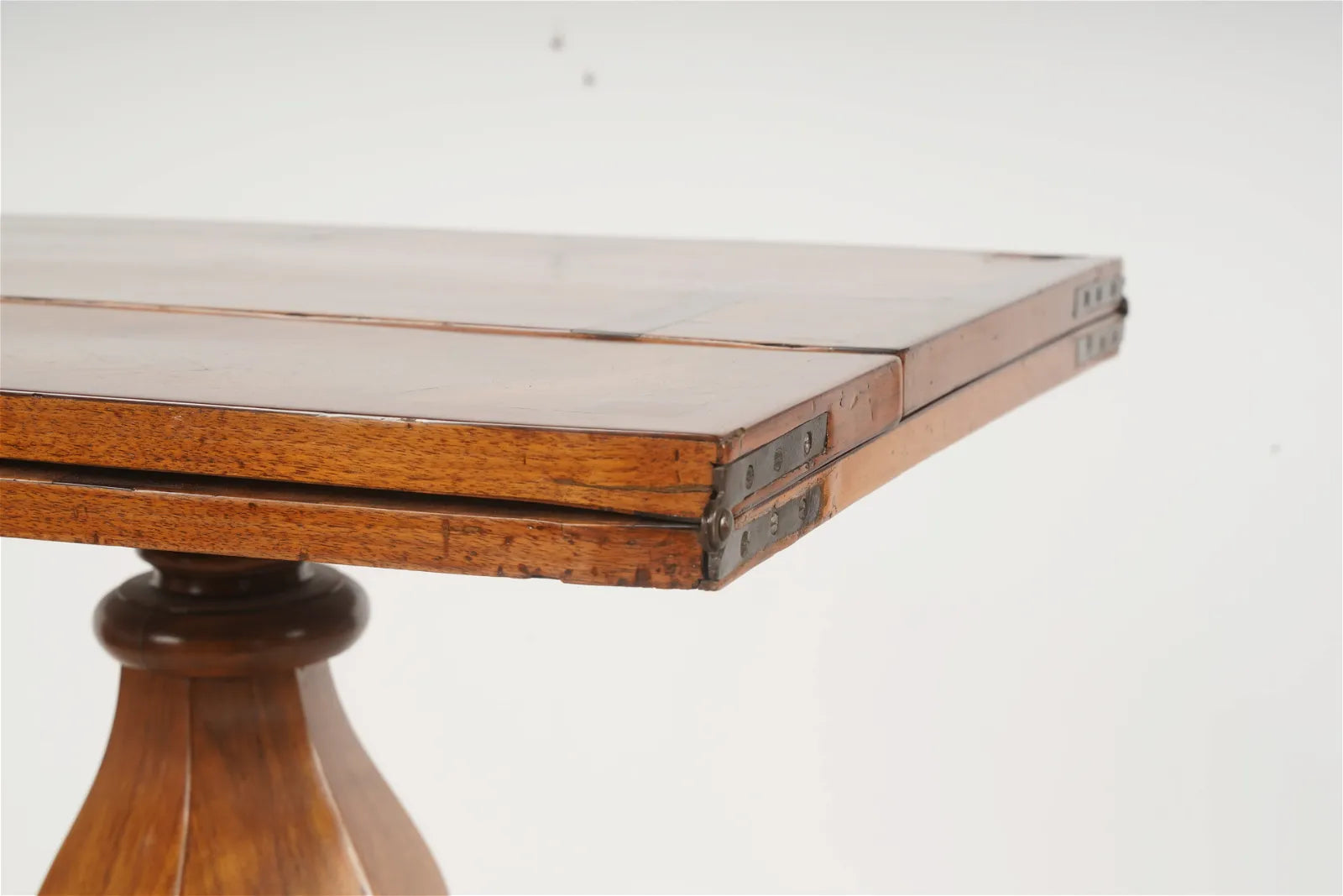 AF1-390: Antique Early 19th Century Northern German Biedermeier  Burl Walnut Inlaid Fold Out Side Table With Tripod Base