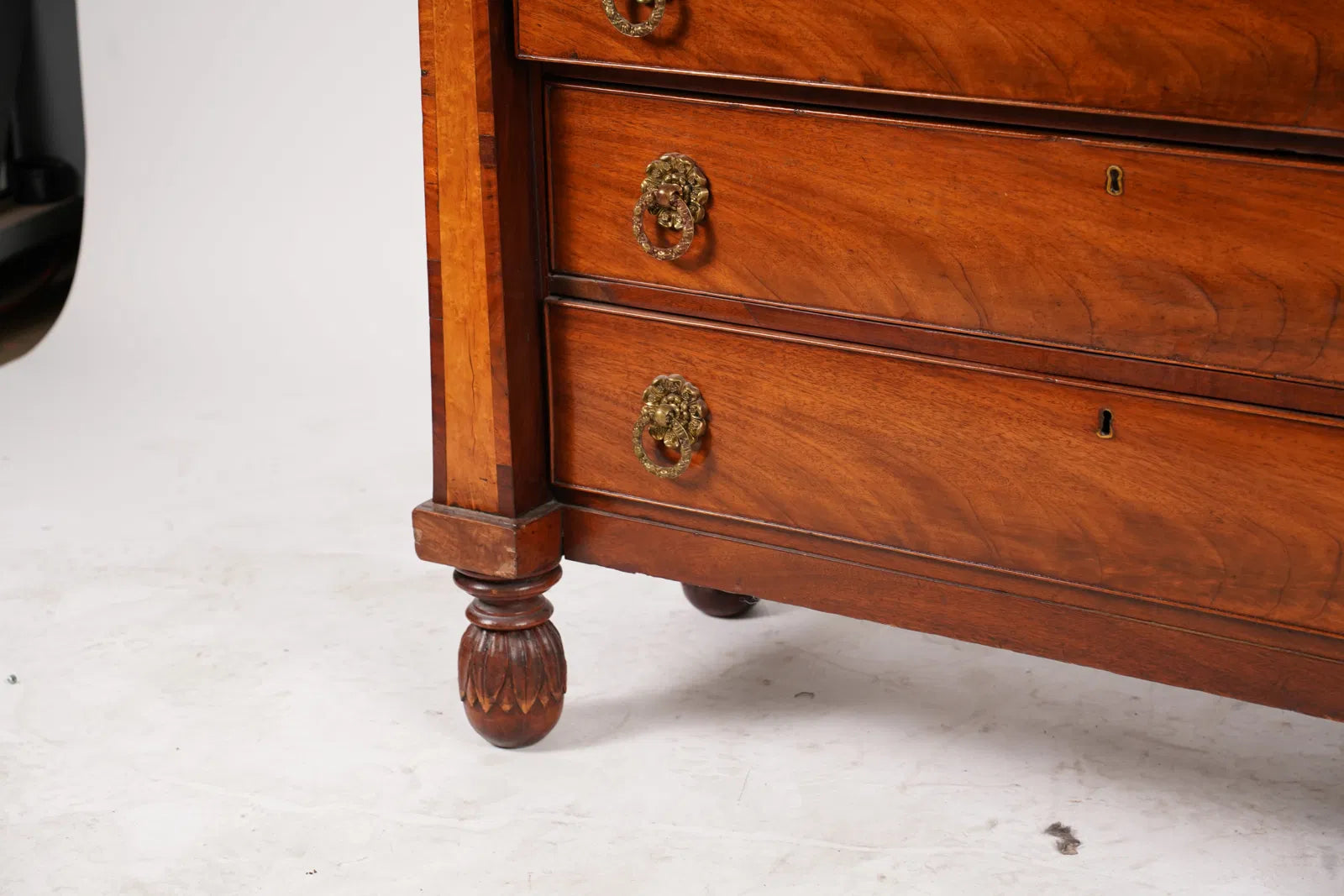 AF4-011: Antique American Late Classical Mahogany Chest of Drawers Circa 1840