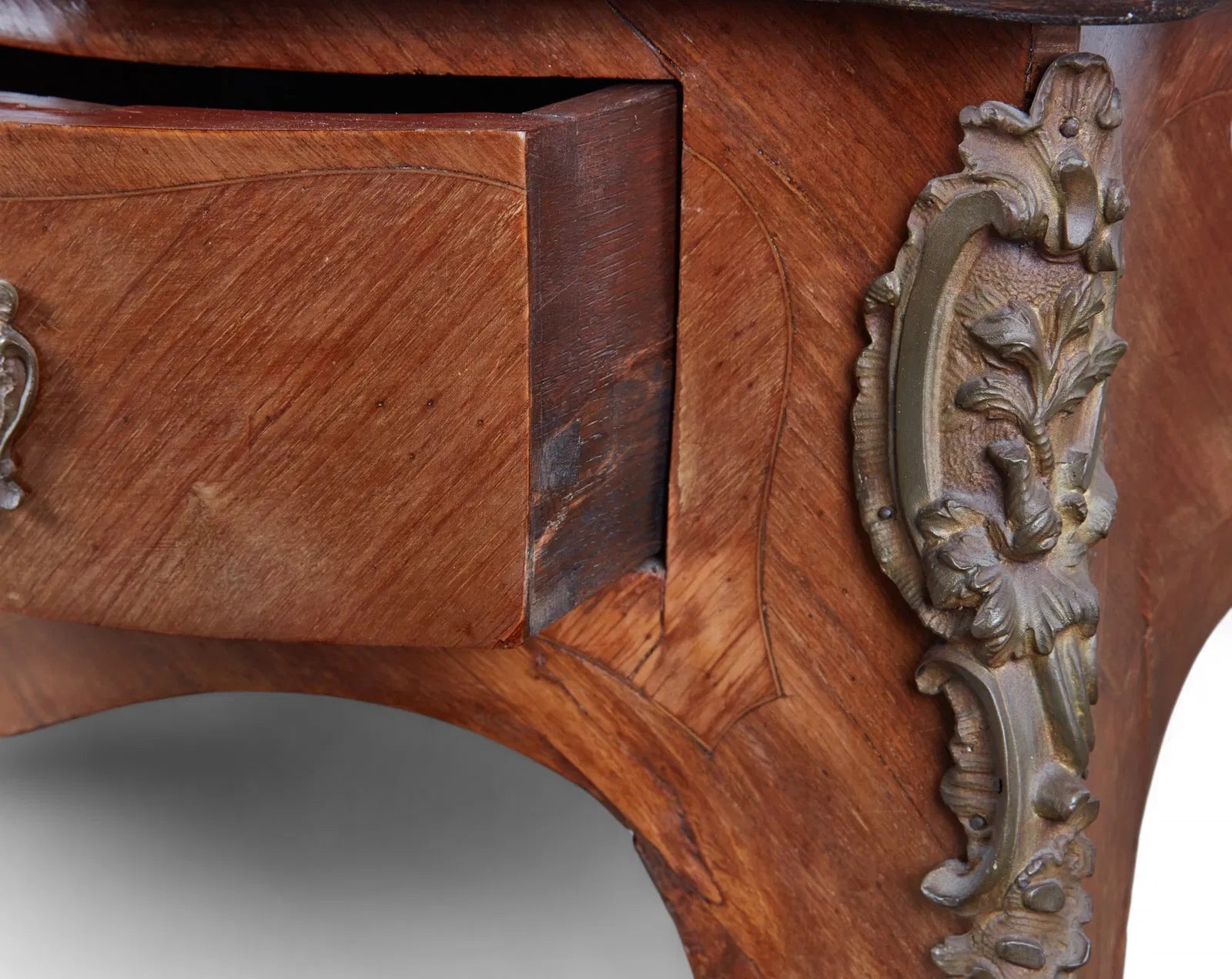 AF5-034: Antique Circa 1900 Louis XV Kingwood Parquetry Bureau a Rognon Desk With Gilt Bronze Mounts