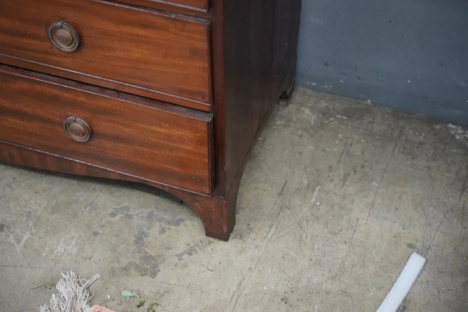 AF5-392: Early 19th Century English Regency Mahogany Secretary Bookcase