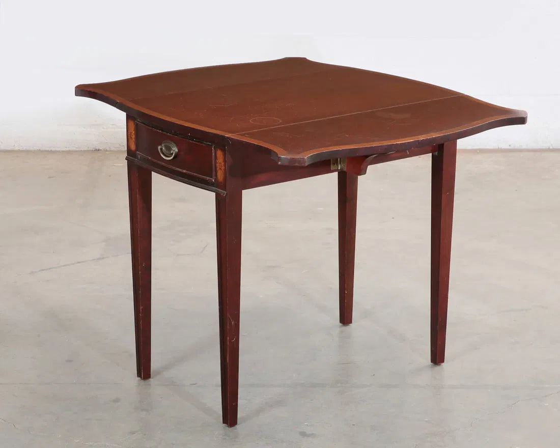 AF1-039: Antique Early 20th Century George III Mahogany Inlaid Drop Leaf Pembroke Table