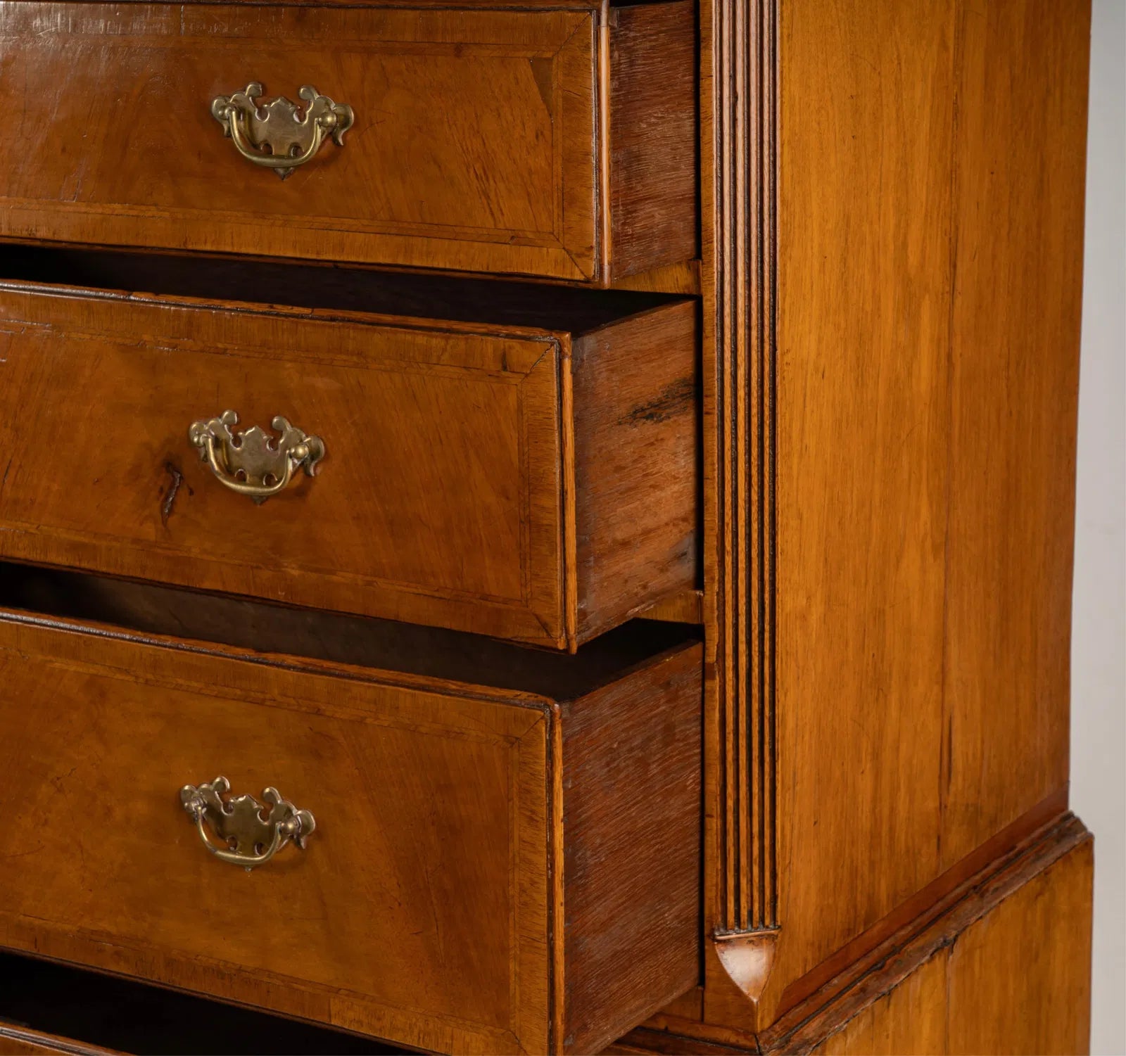 AF4-038: Antique Late 18th Century Georgian Walnut Chest on Chest