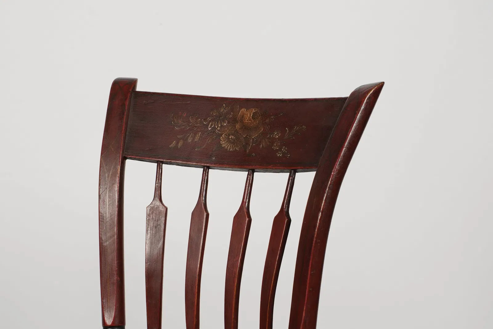 AF2-460: Antique Pair American Red Painted Fan Back Windsor Chairs Early 19th Century