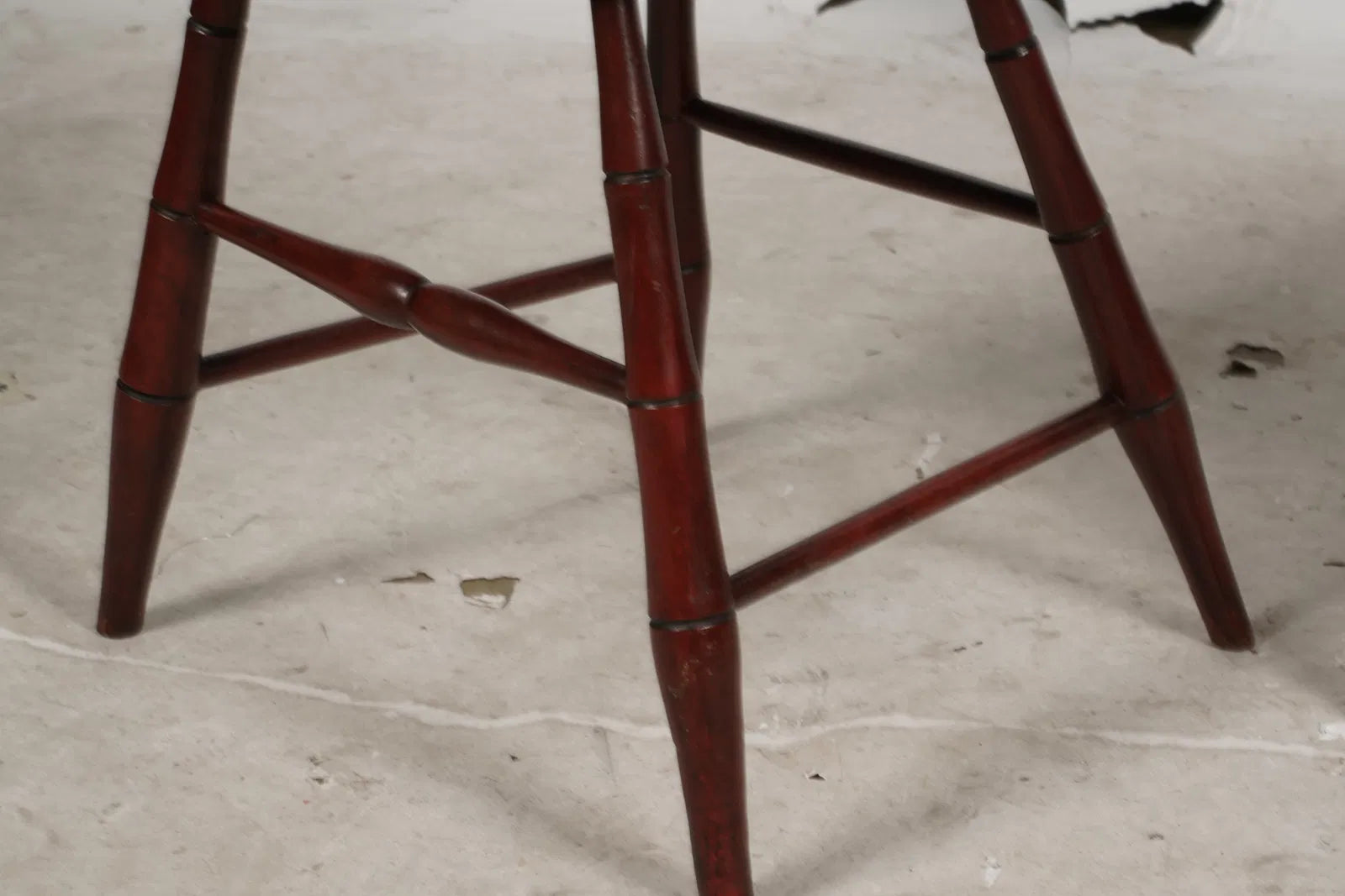 AF2-460: Antique Pair American Red Painted Fan Back Windsor Chairs Early 19th Century