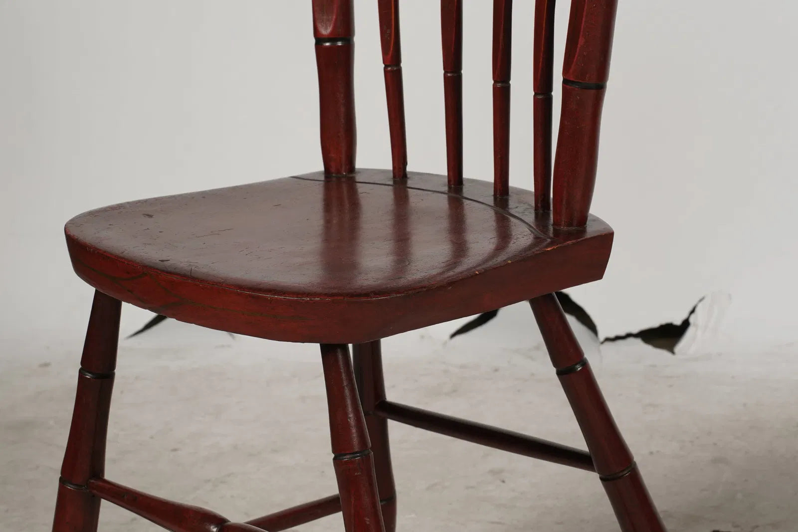 AF2-460: Antique Pair American Red Painted Fan Back Windsor Chairs Early 19th Century