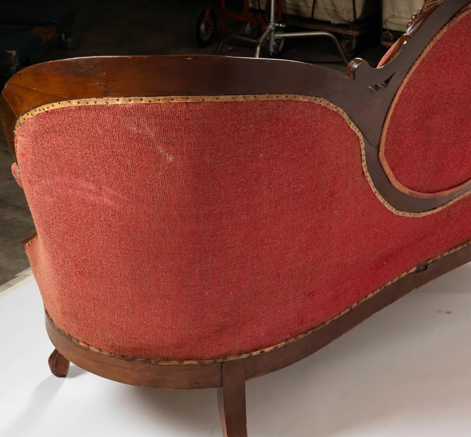 AF2-272: Antique Victorian Rococo Revival Carved Walnut Upholstered  Settee Late 19th Century