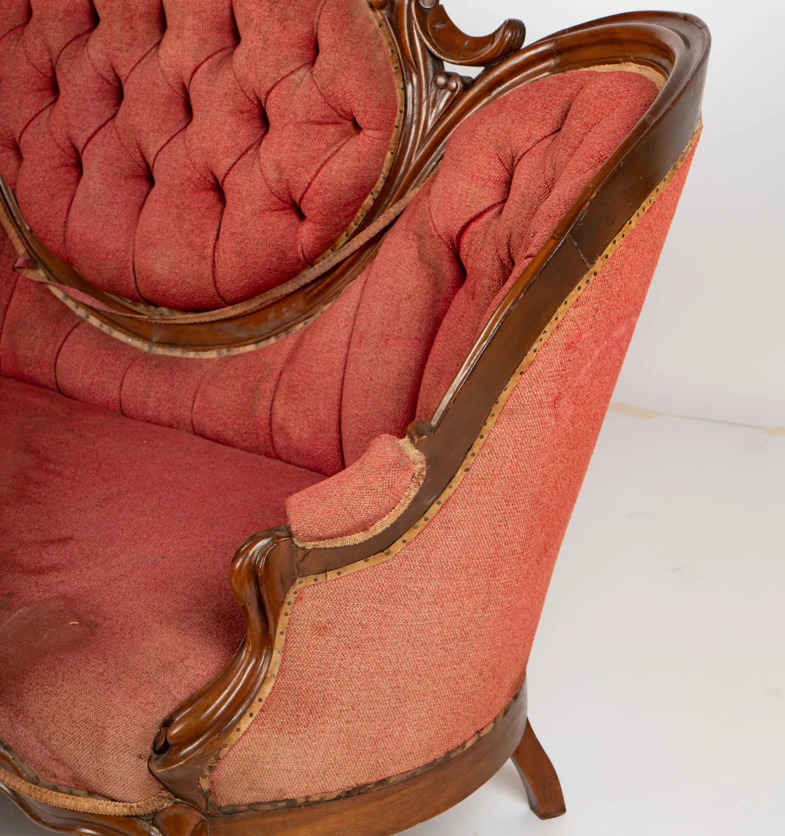 AF2-272: Antique Victorian Rococo Revival Carved Walnut Upholstered  Settee Late 19th Century