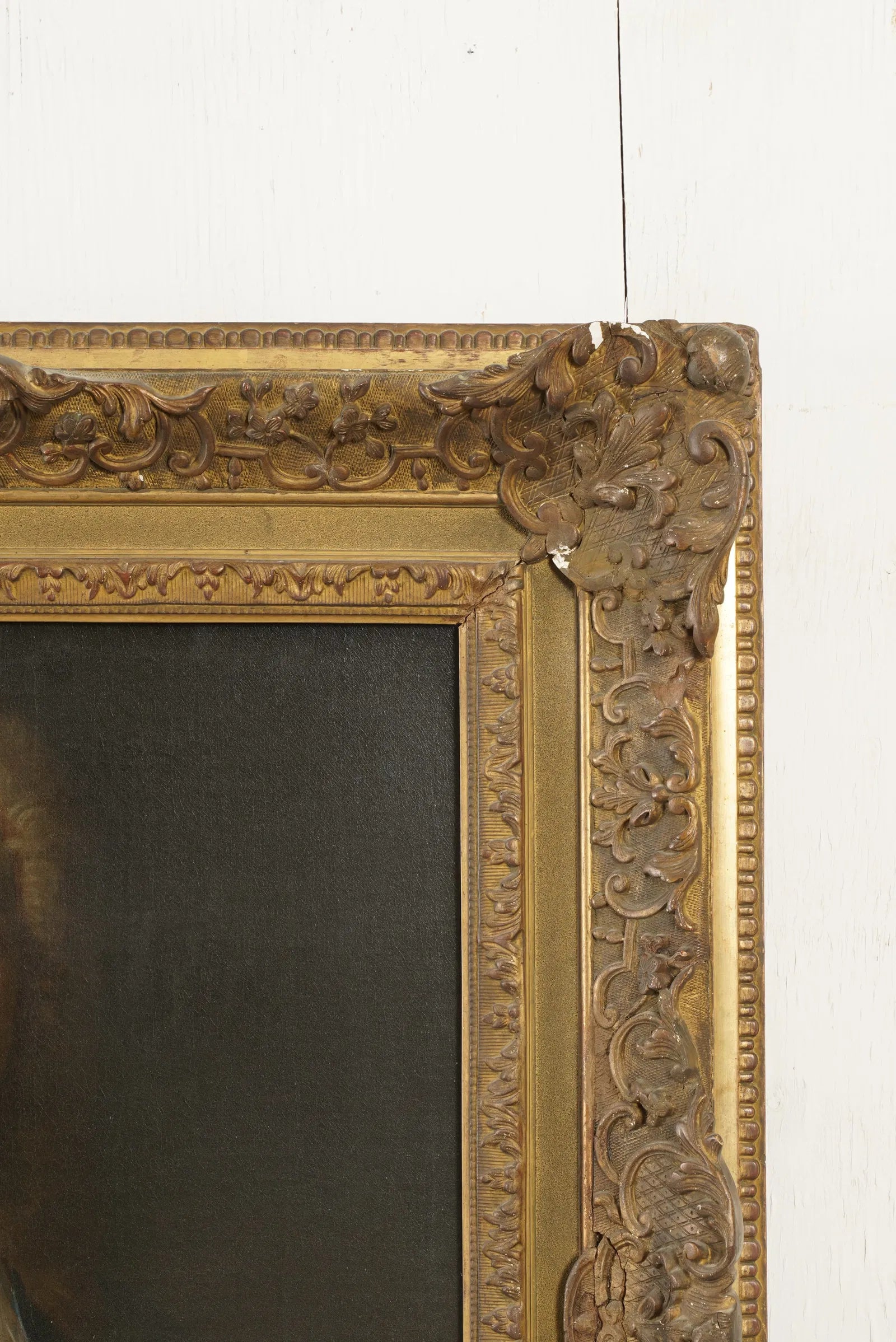 AW946: Antique French Portrait of a Fine Gentleman Oil on Canvas Painting Late 18th Century