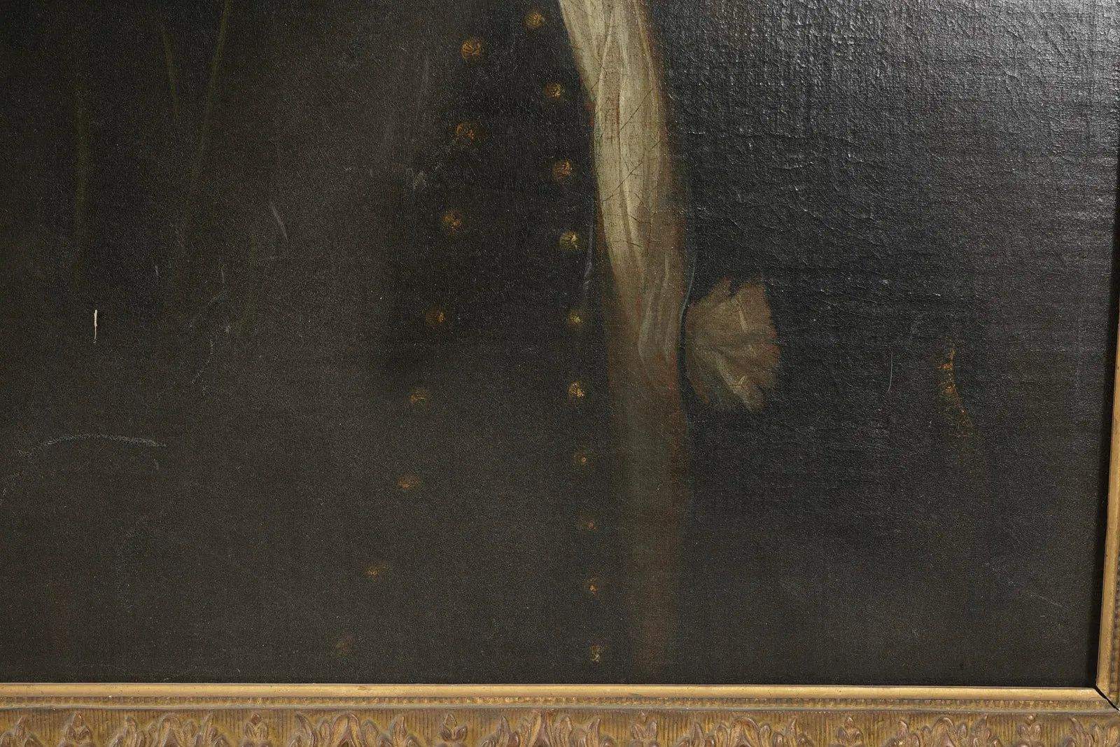 AW946: Antique French Portrait of a Fine Gentleman Oil on Canvas Painting Late 18th Century