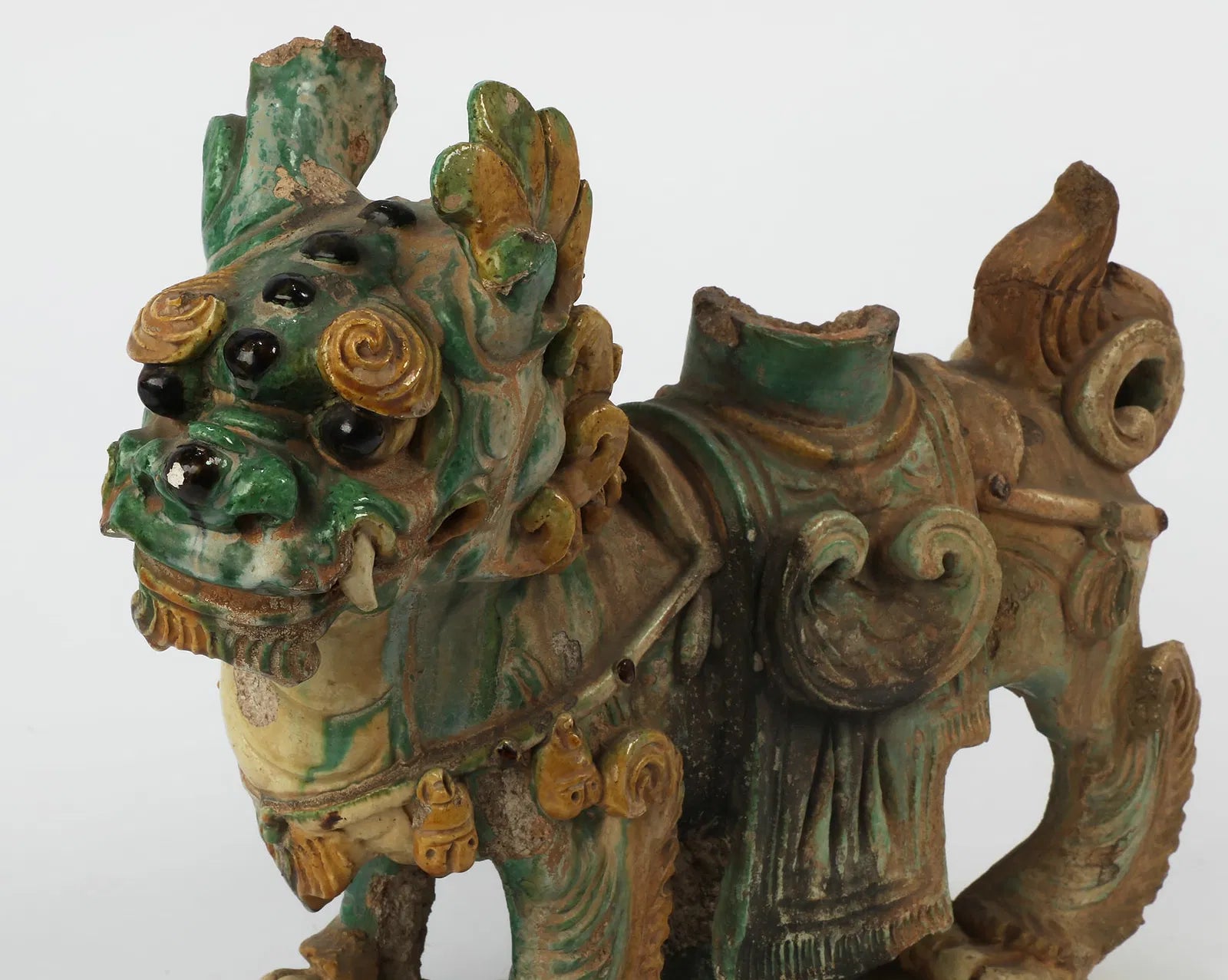 DA5-026: Antique Chinese Sancai Glazed Guardian Lion Roof Tile Late Ming Dynasty