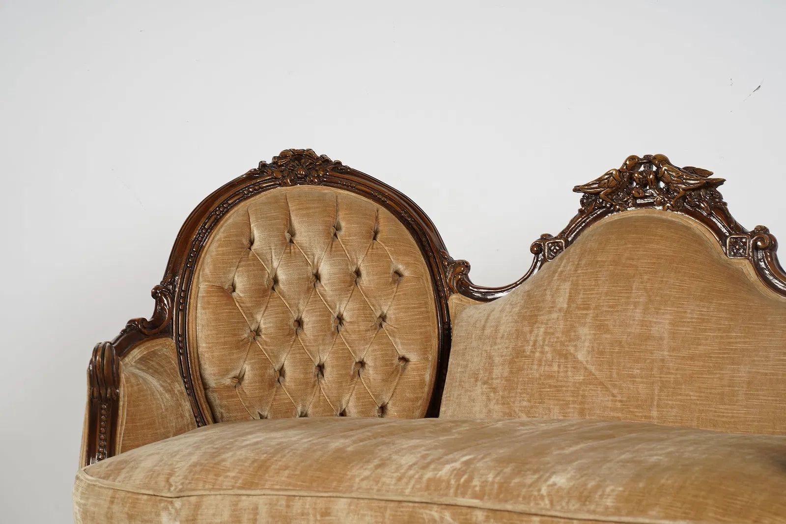 AF2-058: Antique Pair Victorian Walnut Settees With Velvet Upholstery