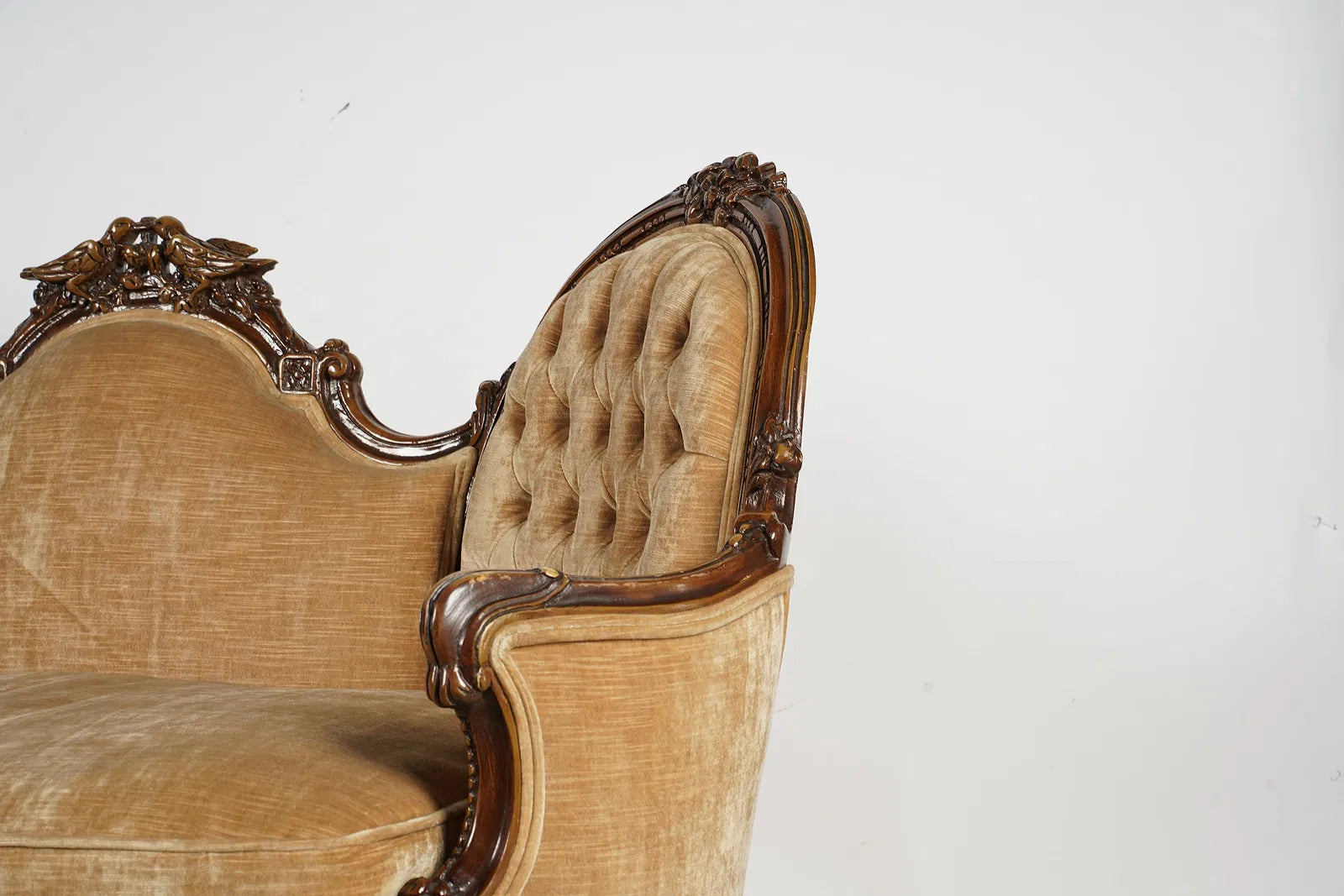 AF2-058: Antique Pair Victorian Walnut Settees With Velvet Upholstery