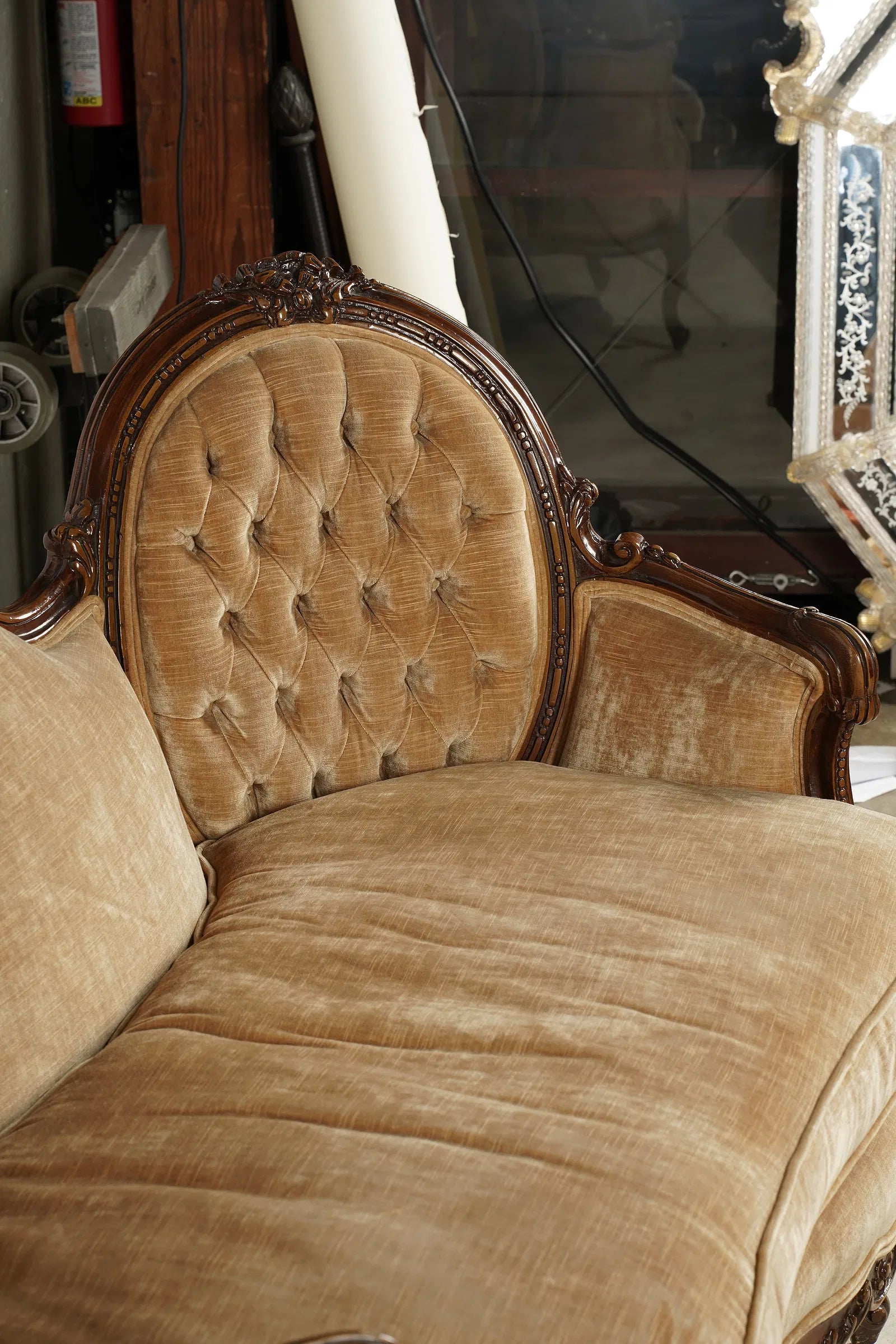 AF2-058: Antique Pair Victorian Walnut Settees With Velvet Upholstery