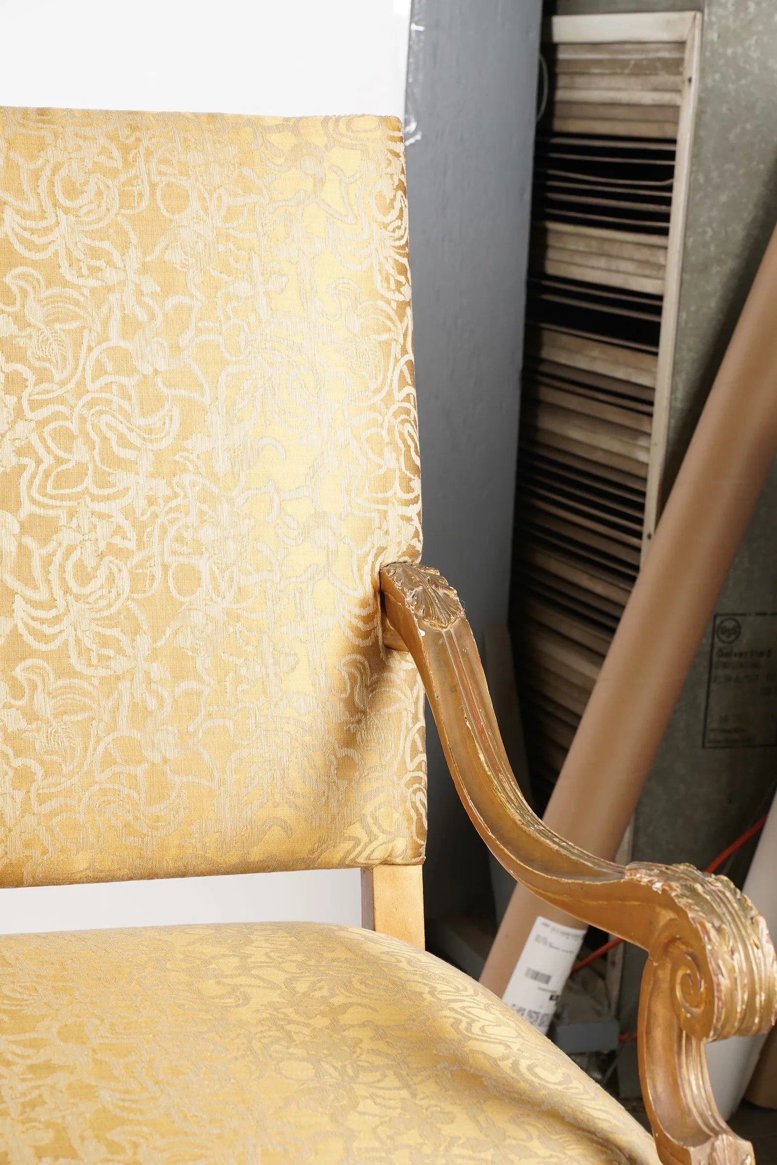 AF2-059: Antique Italian Baroque Giltwood Canape With Fortuny Fabric Late 19th Century