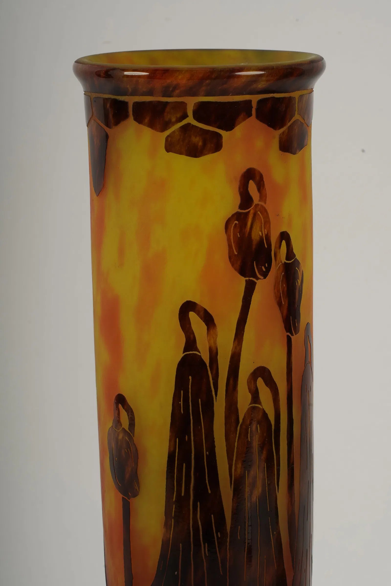 DA4-022: Charles Schneider Le Verre Francais Campanules Cameo Glass Vase